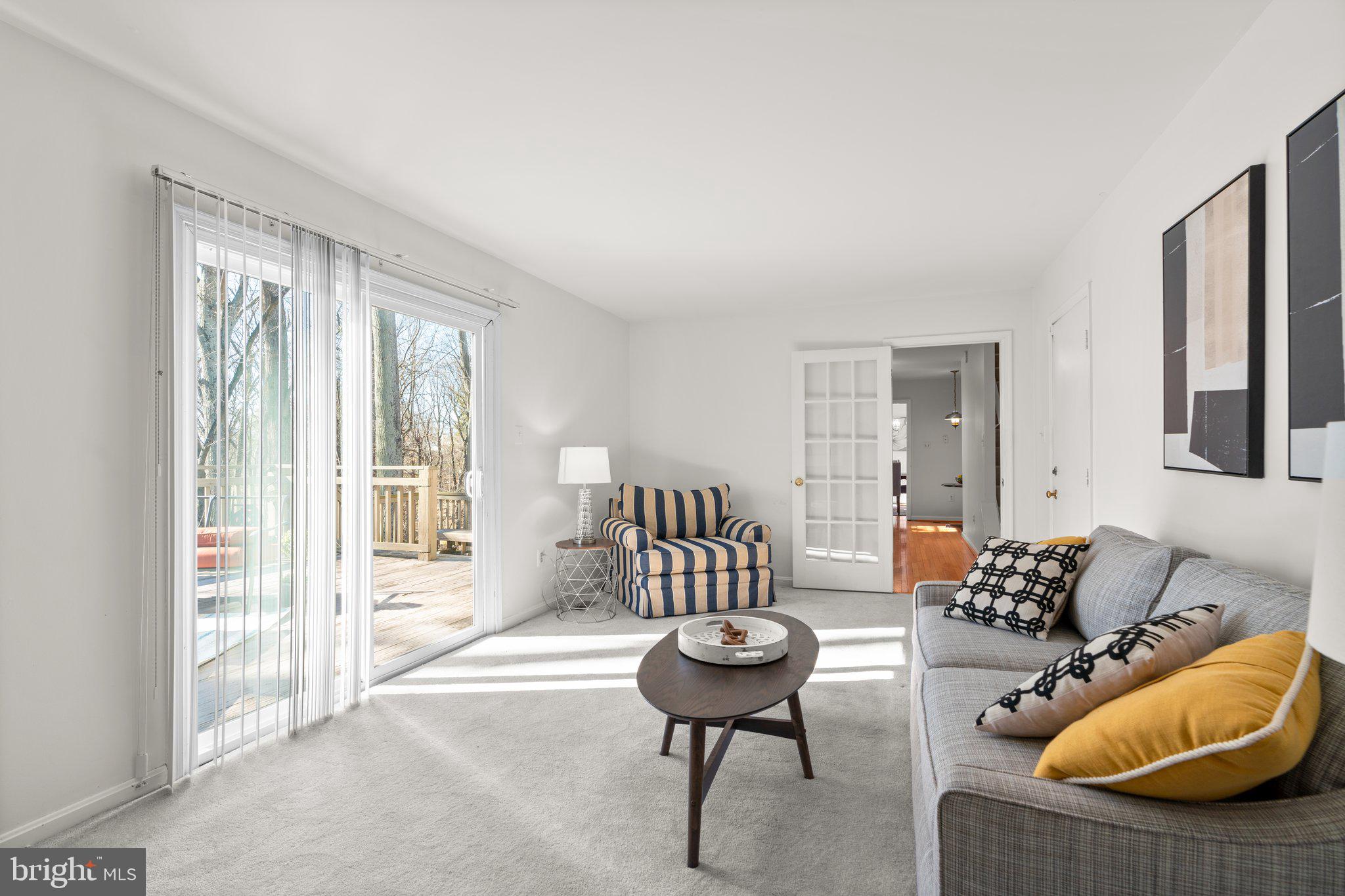 HUNTERS WOODS - Residential