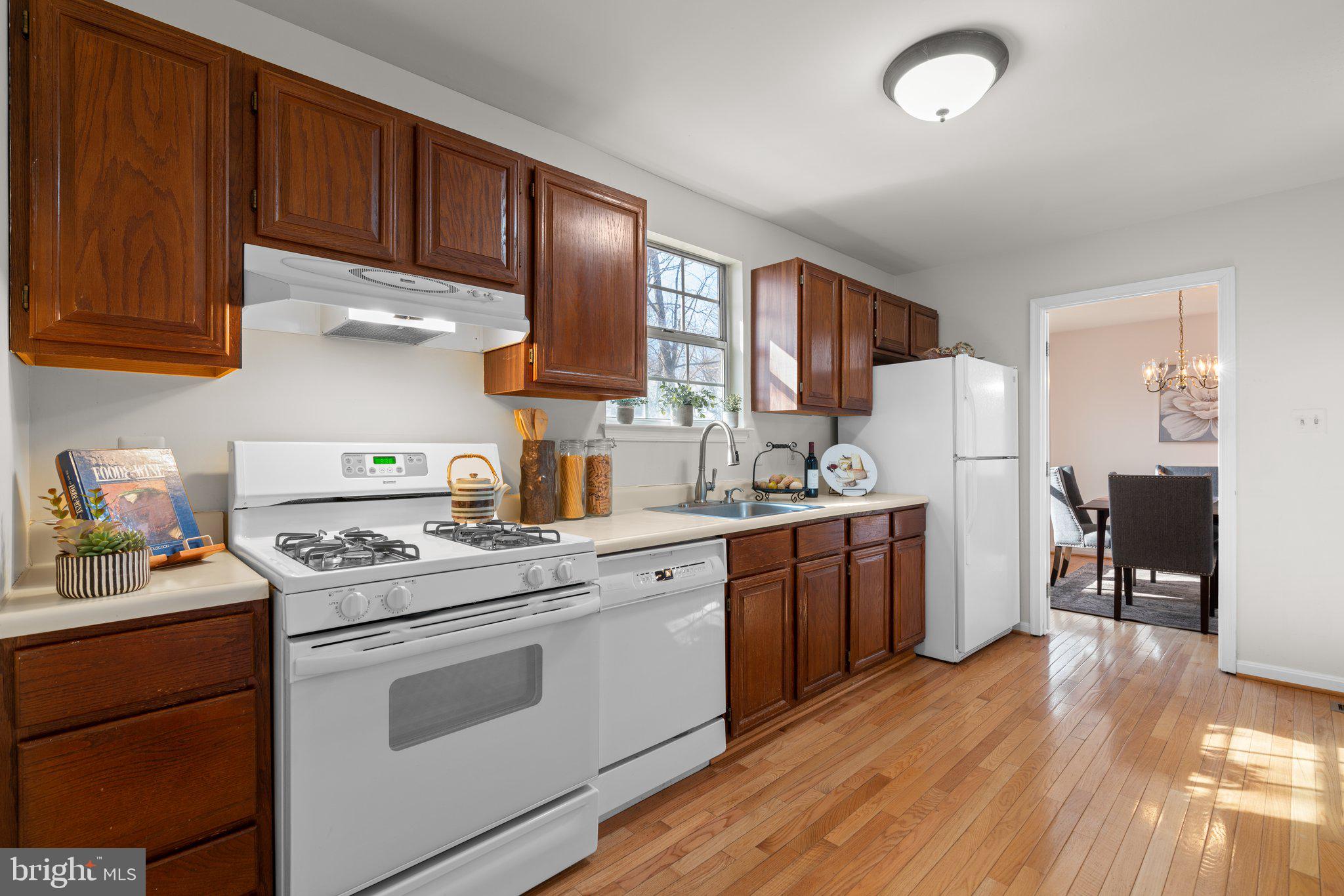 HUNTERS WOODS - Residential