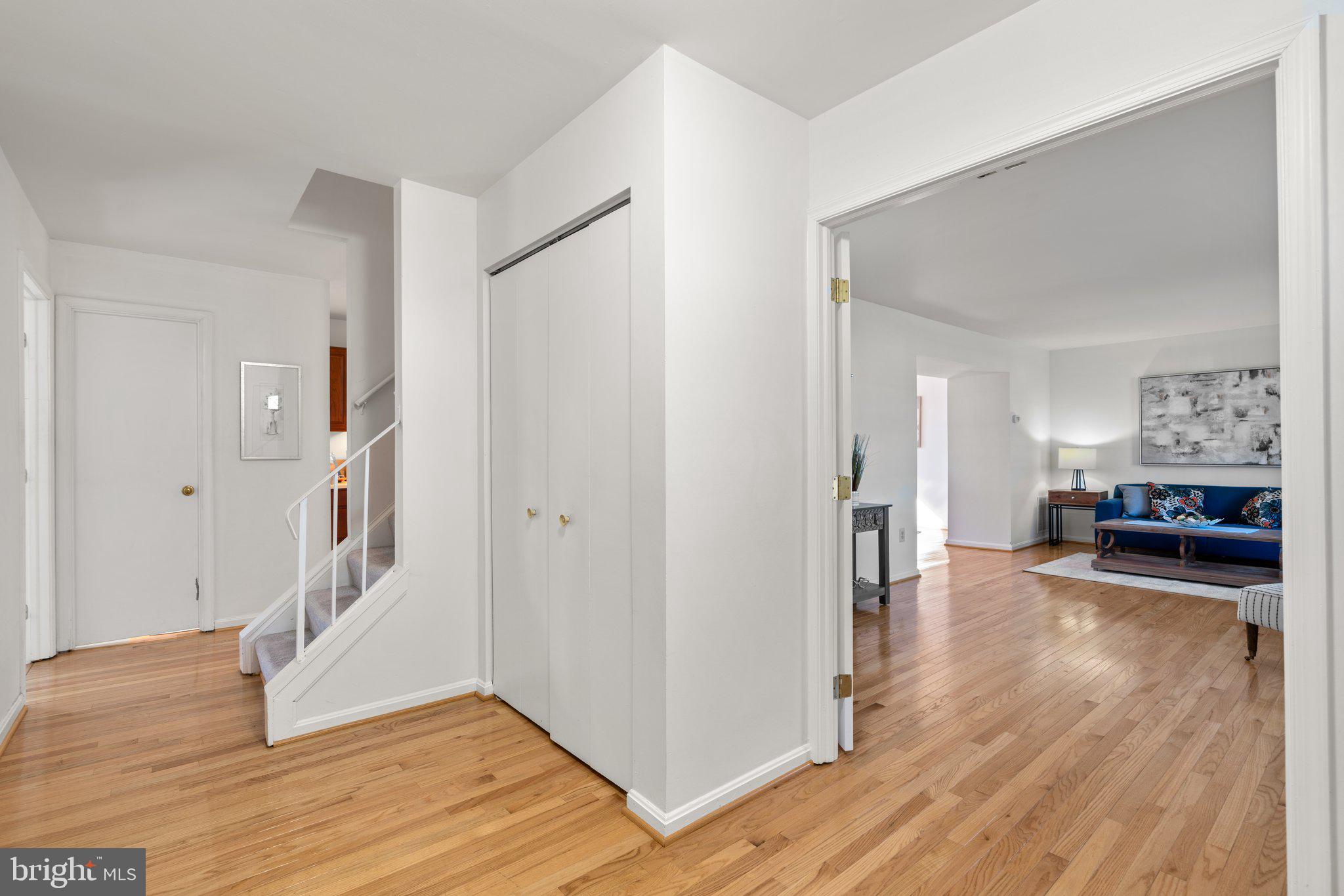 HUNTERS WOODS - Residential