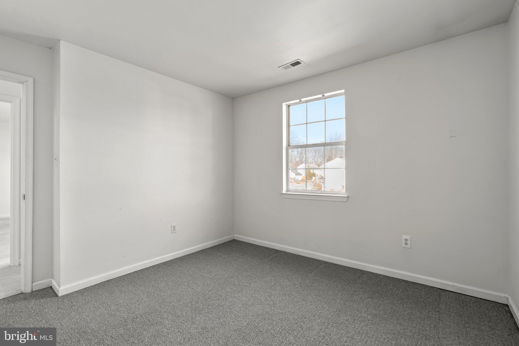 HUNTERS WOODS - Residential