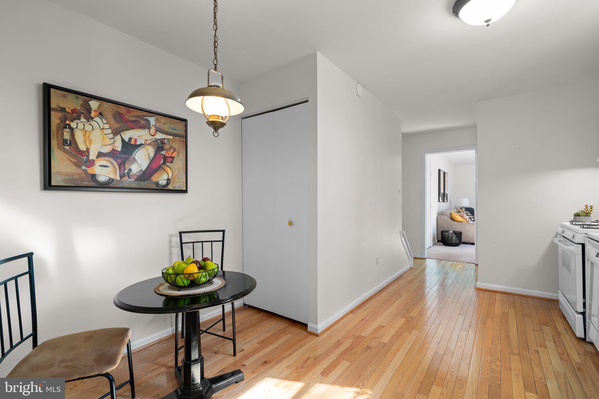 HUNTERS WOODS - Residential