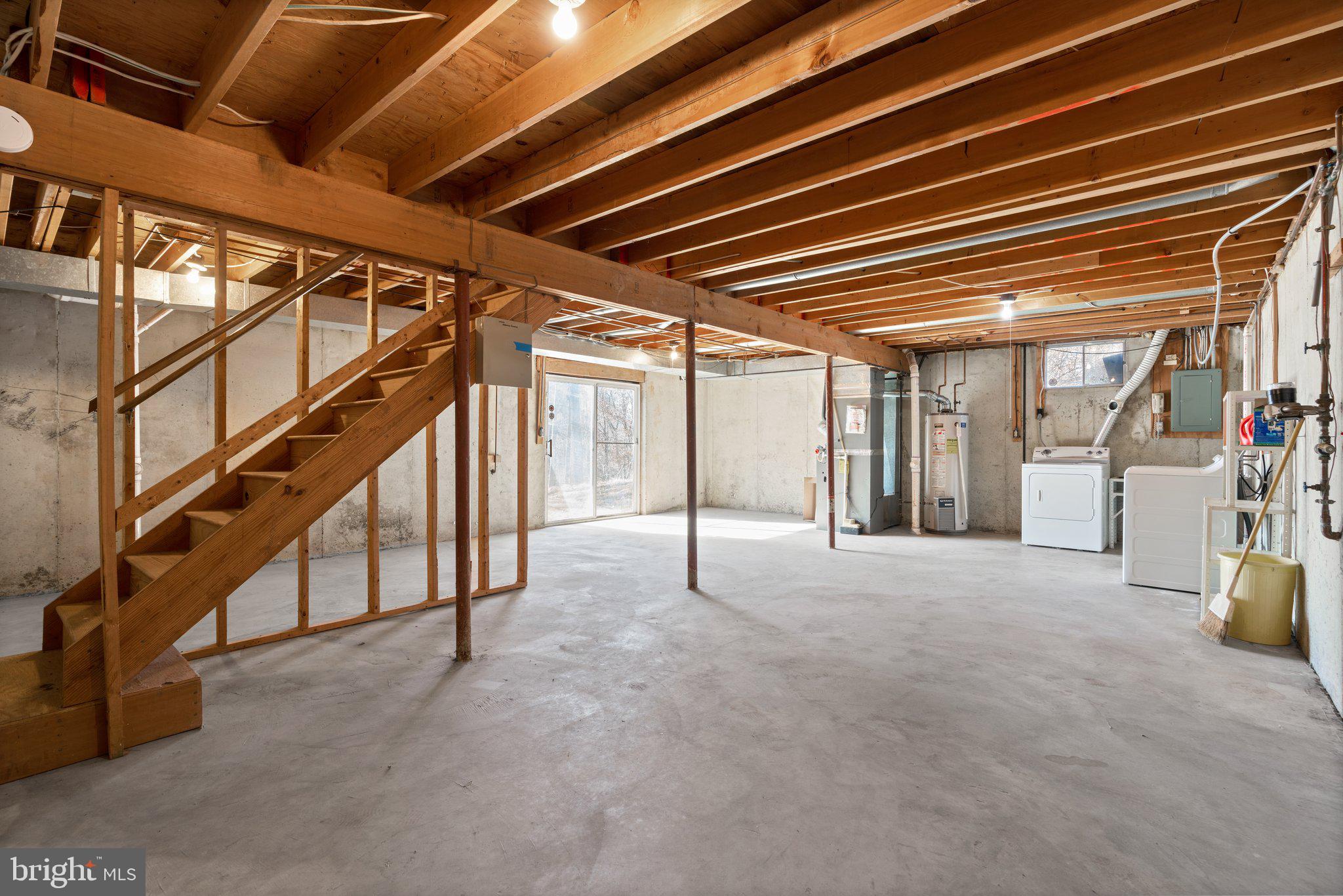 HUNTERS WOODS - Residential