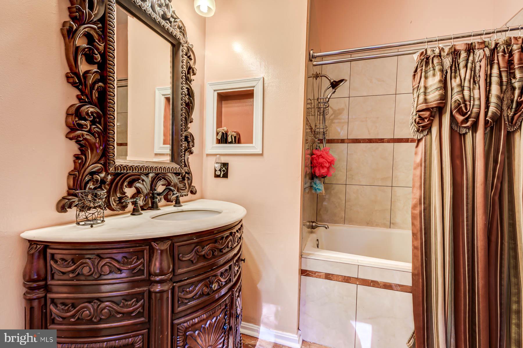 DUPONT HEIGHTS - Residential