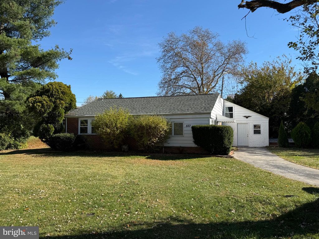 Photo of 557 Powderhorn Road, KING OF PRUSSIA, PA 19406 (MLS # PAMC2162002)