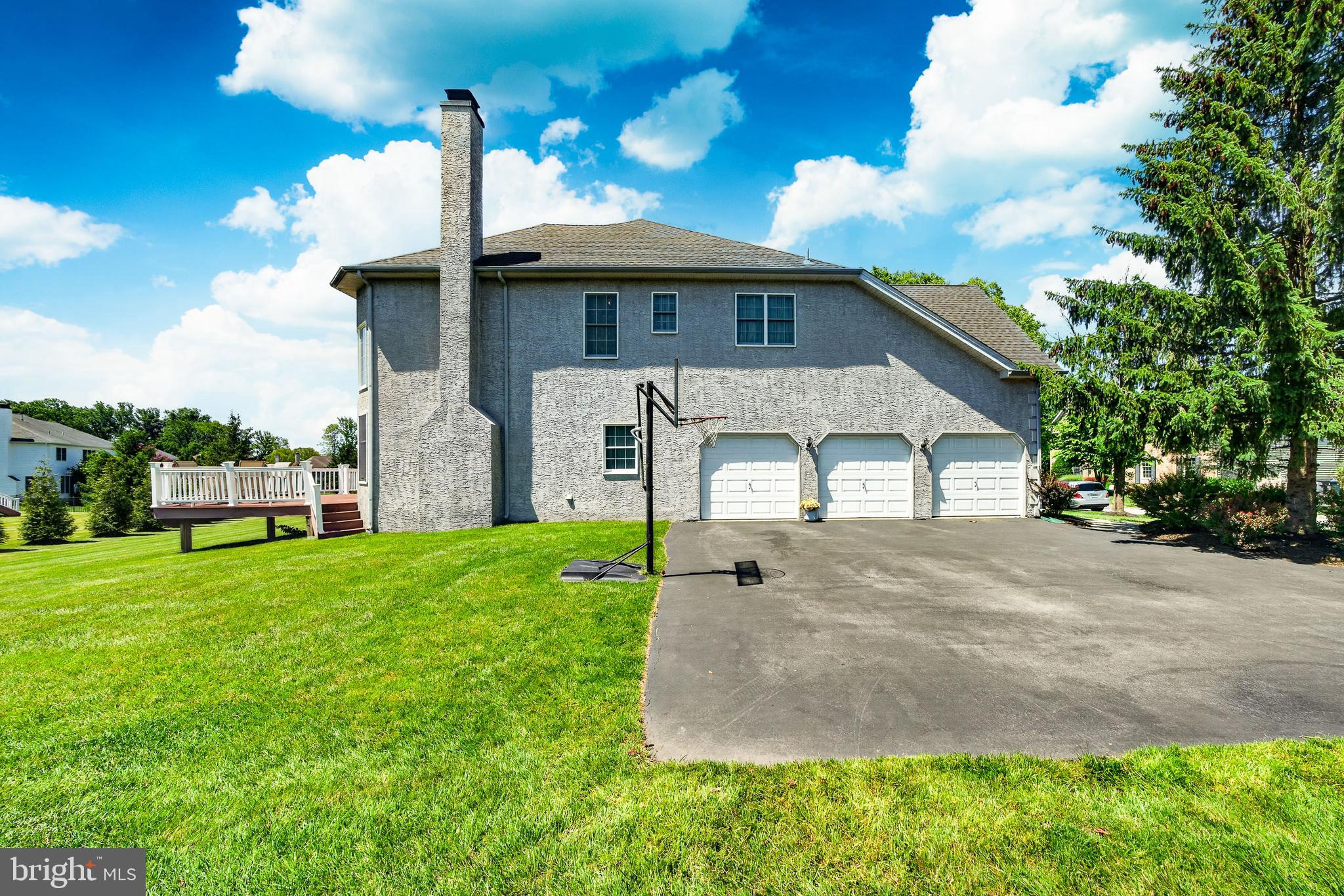 212 PRESCOTT DRIVE