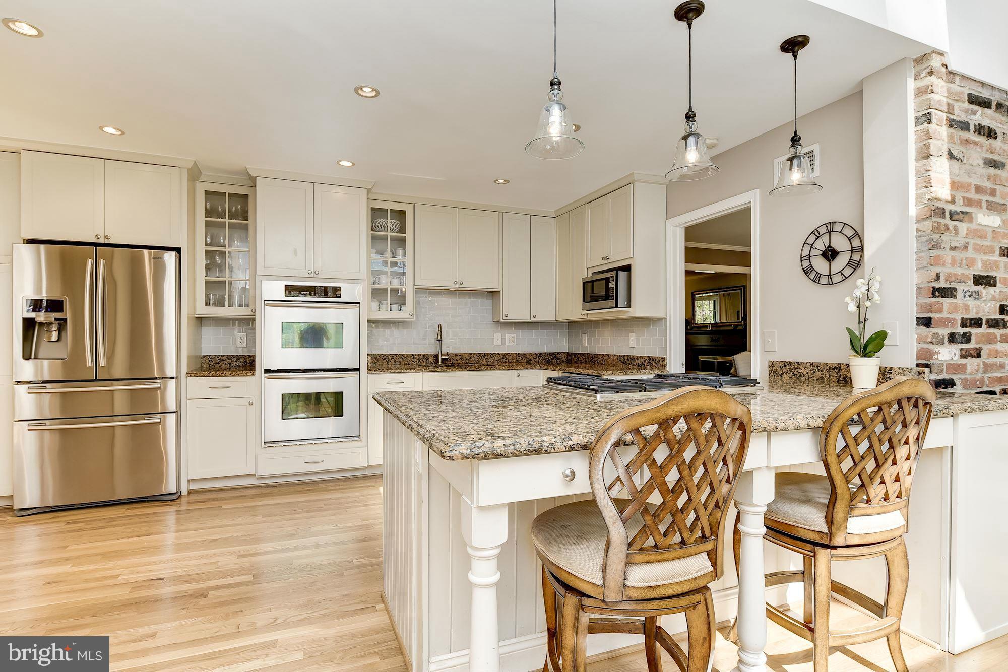 RIVER FALLS - Residential