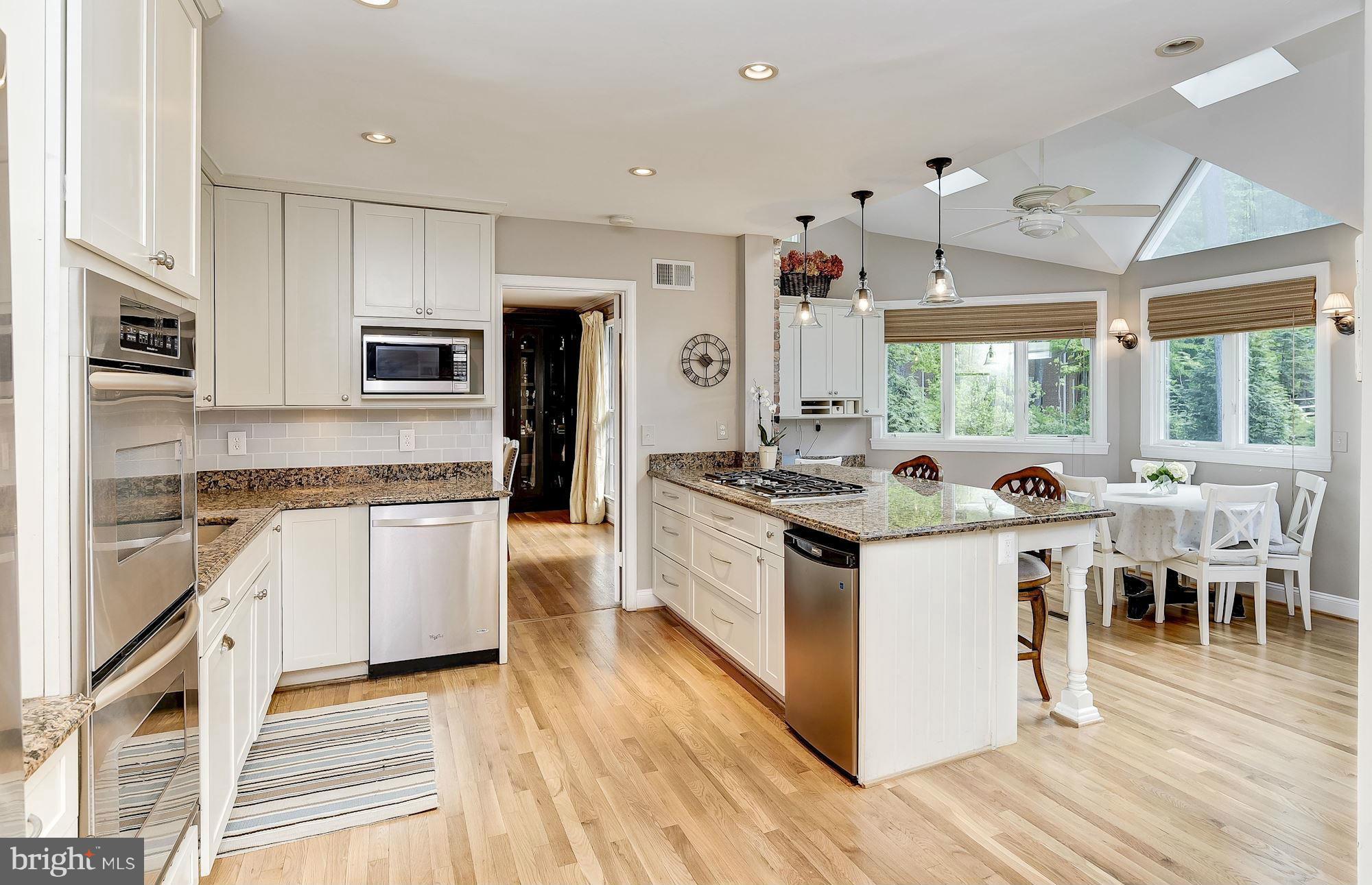 RIVER FALLS - Residential