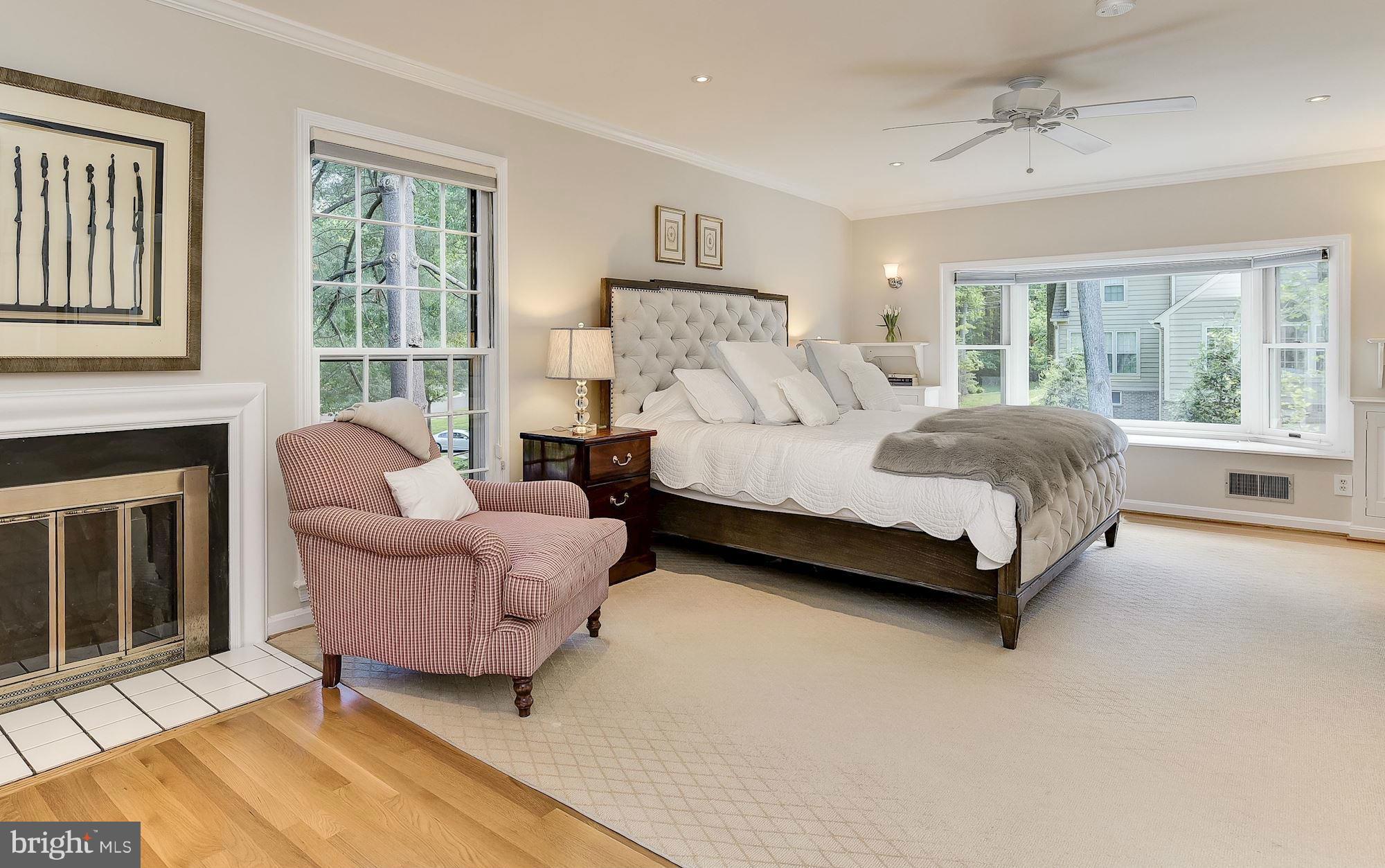 RIVER FALLS - Residential