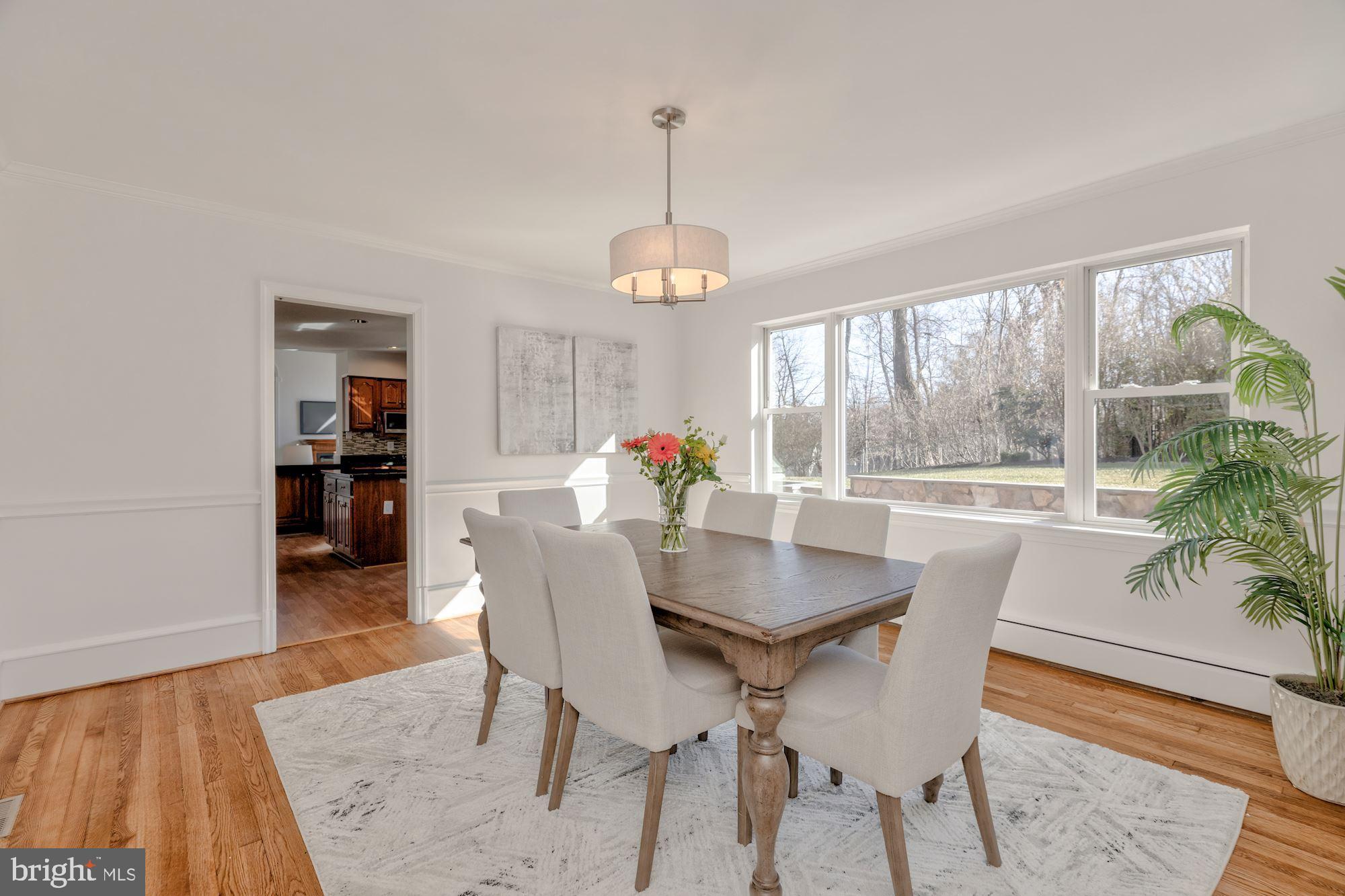 COUNTRY CLUB HILLS - Residential