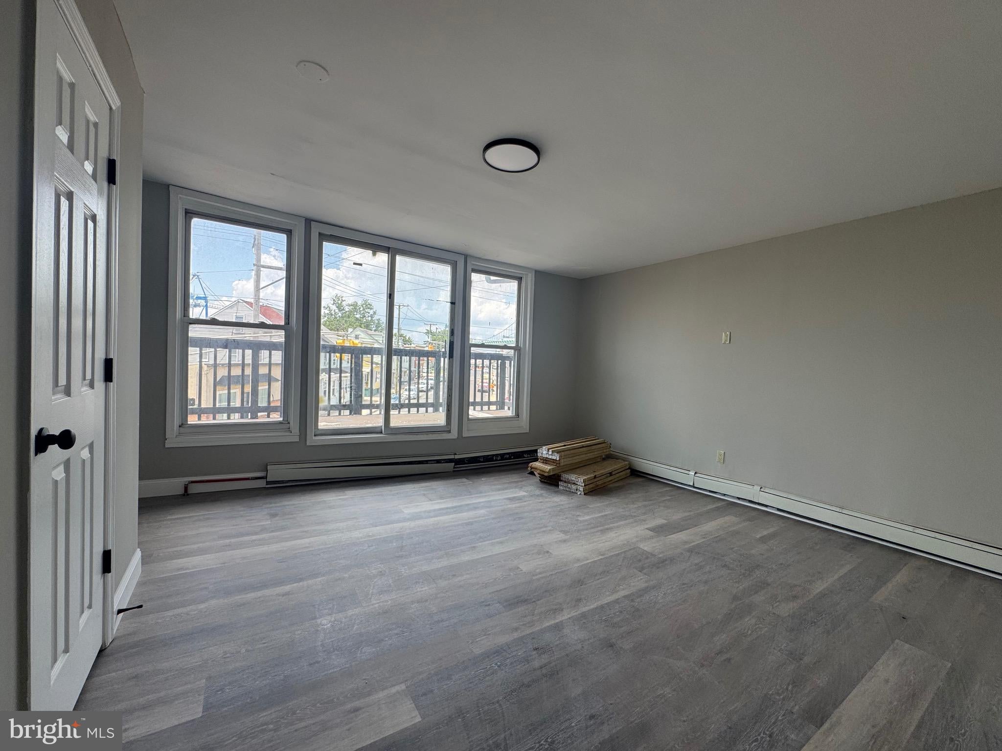 242 N BROADWAY B