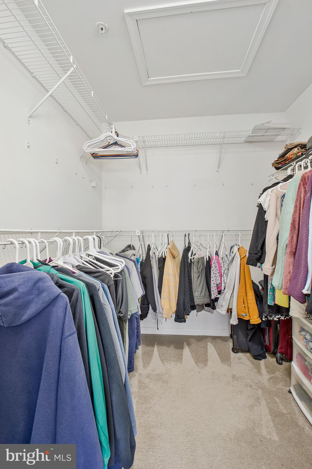 THE OAKS AT WATERS EDGE - Residential