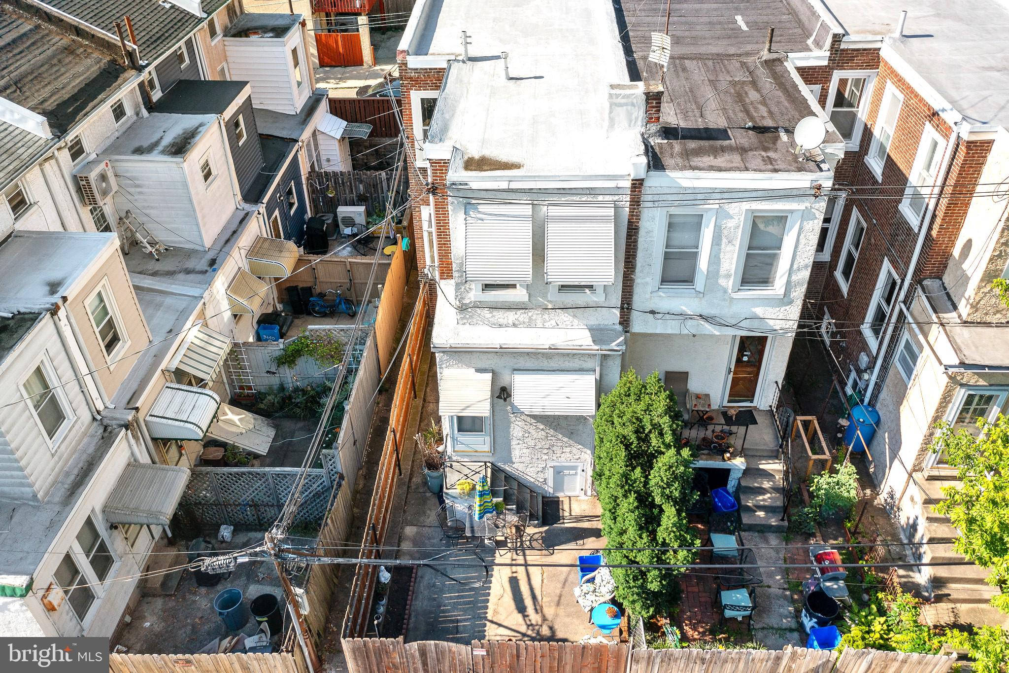 EAST FALLS - Residential