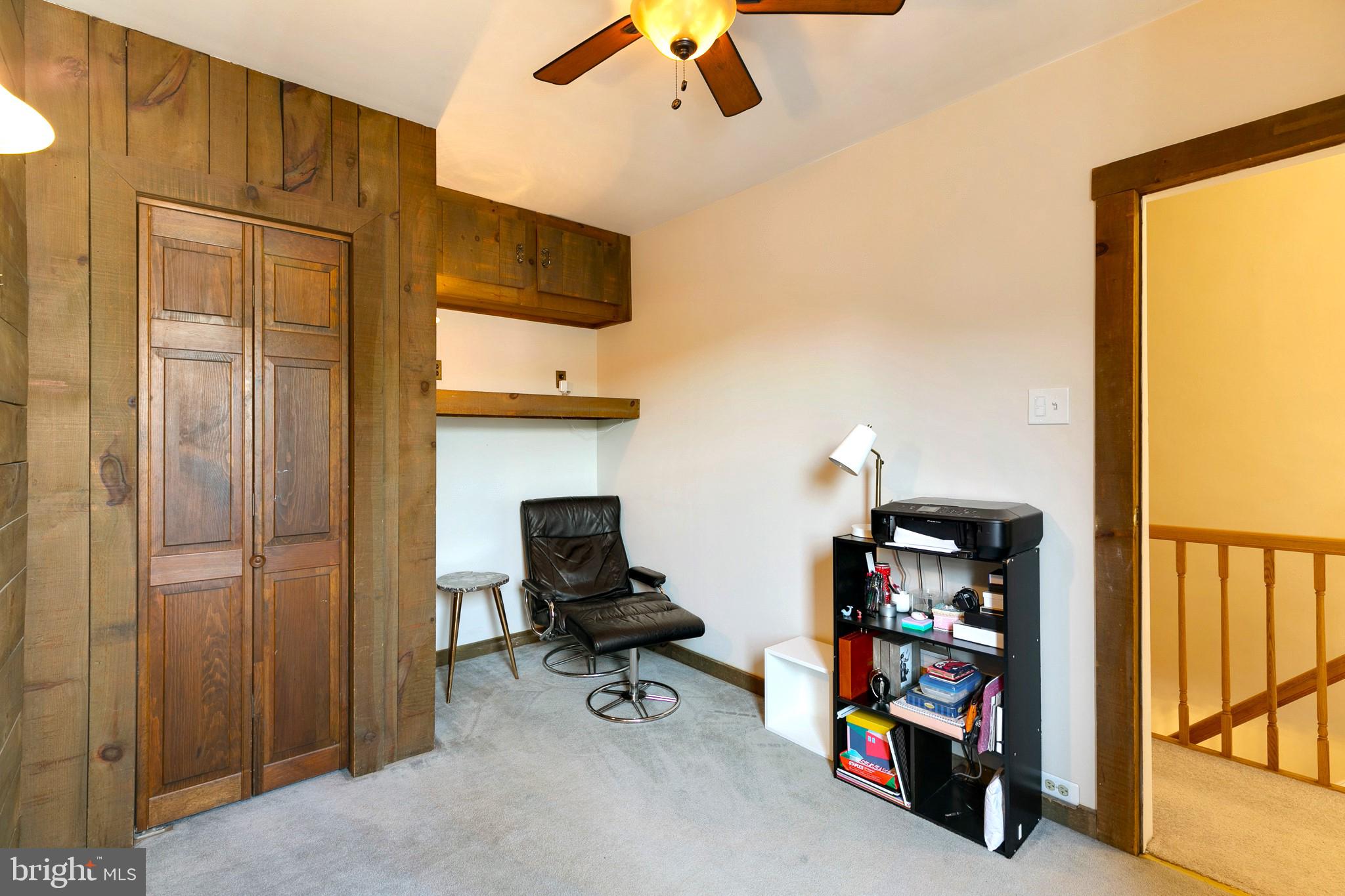 EAST FALLS - Residential