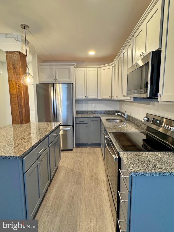 DOWNTOWN YORK - Residential Lease