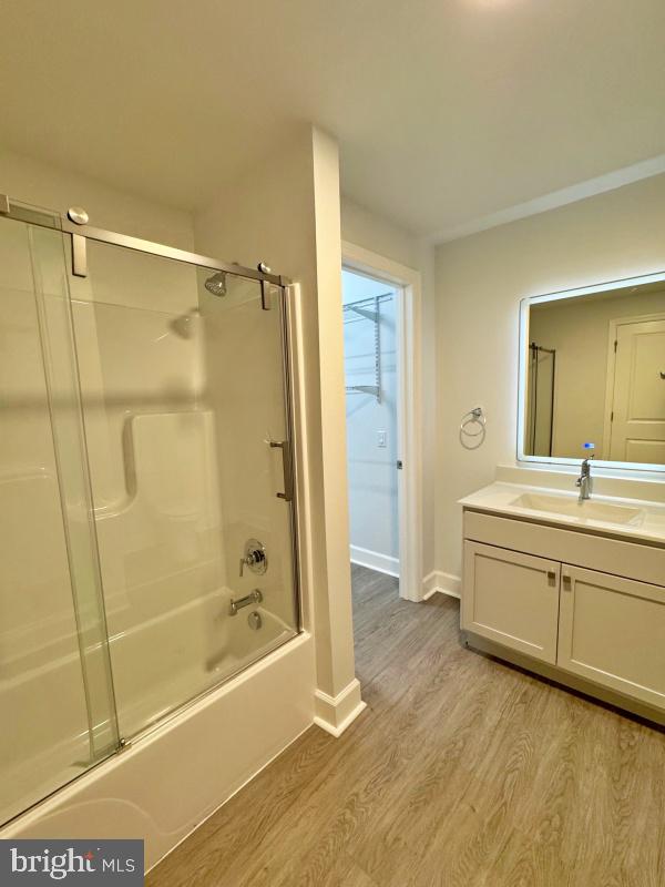 DOWNTOWN YORK - Residential Lease