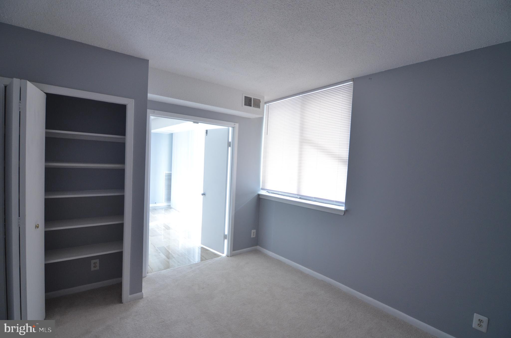 SKYLINE SQUARE CONDO - Residential Lease