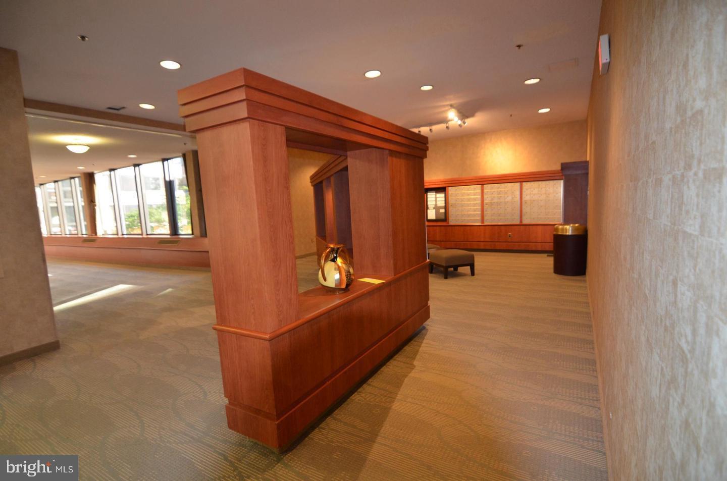 SKYLINE SQUARE CONDO - Residential Lease