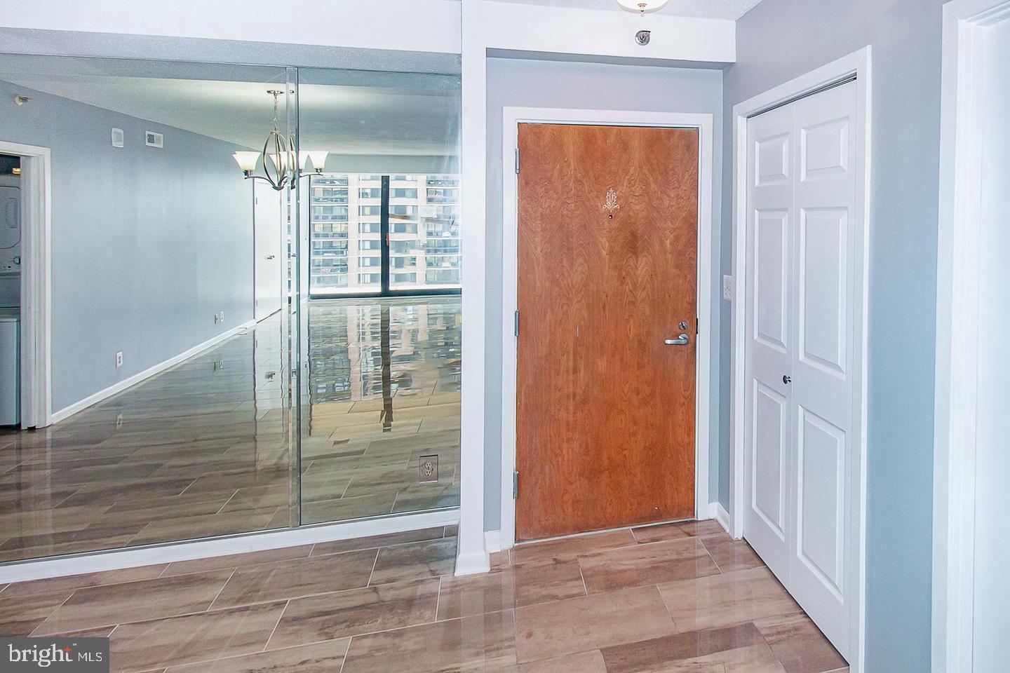 SKYLINE SQUARE CONDO - Residential Lease