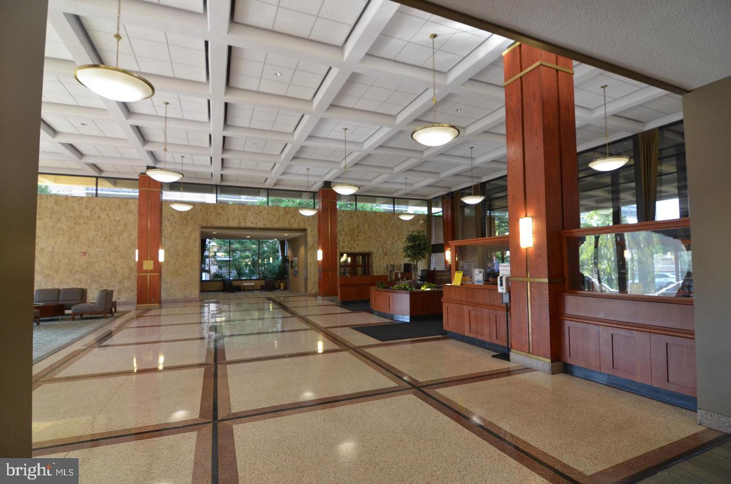 SKYLINE SQUARE CONDO - Residential Lease