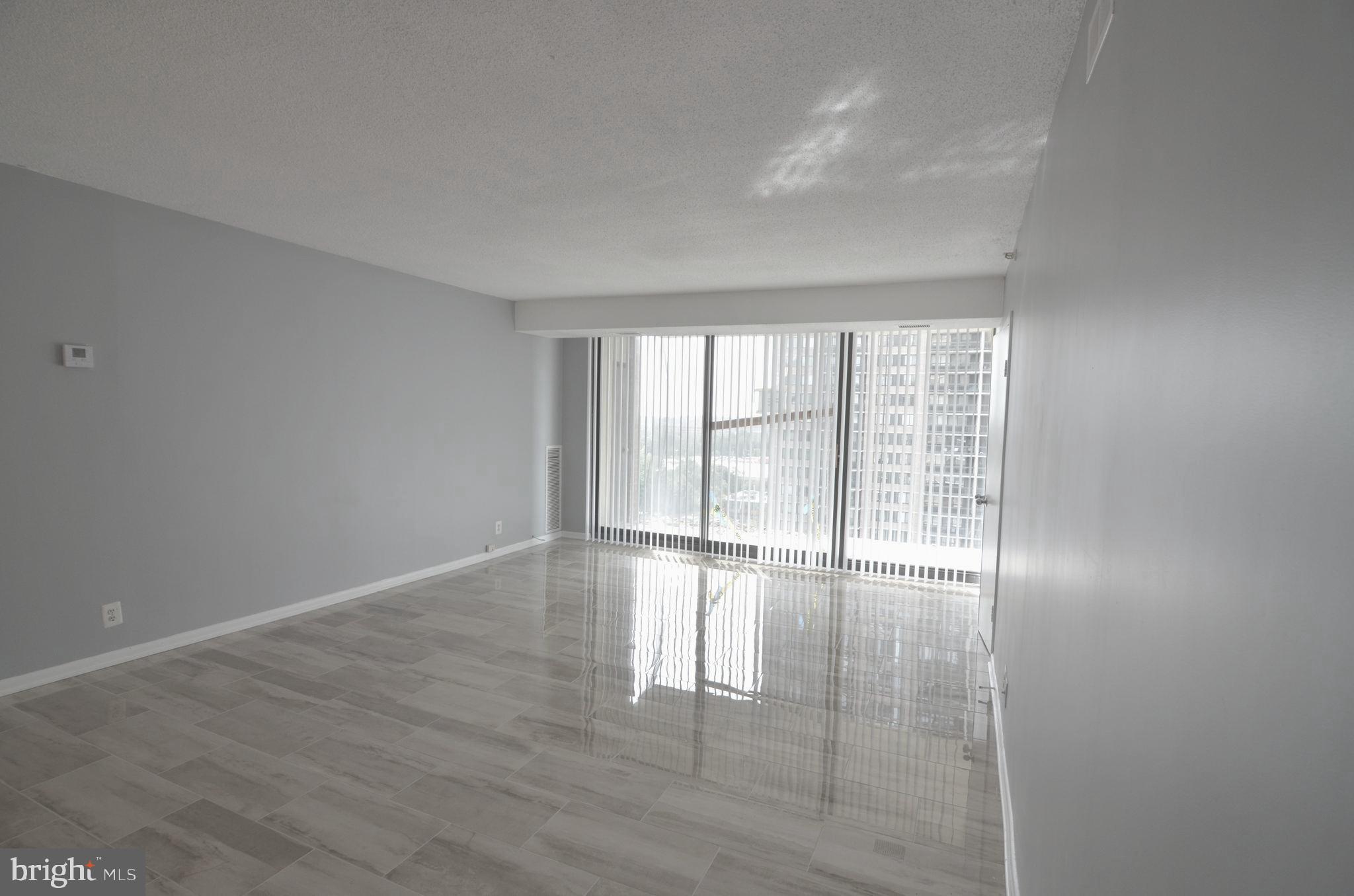 SKYLINE SQUARE CONDO - Residential Lease