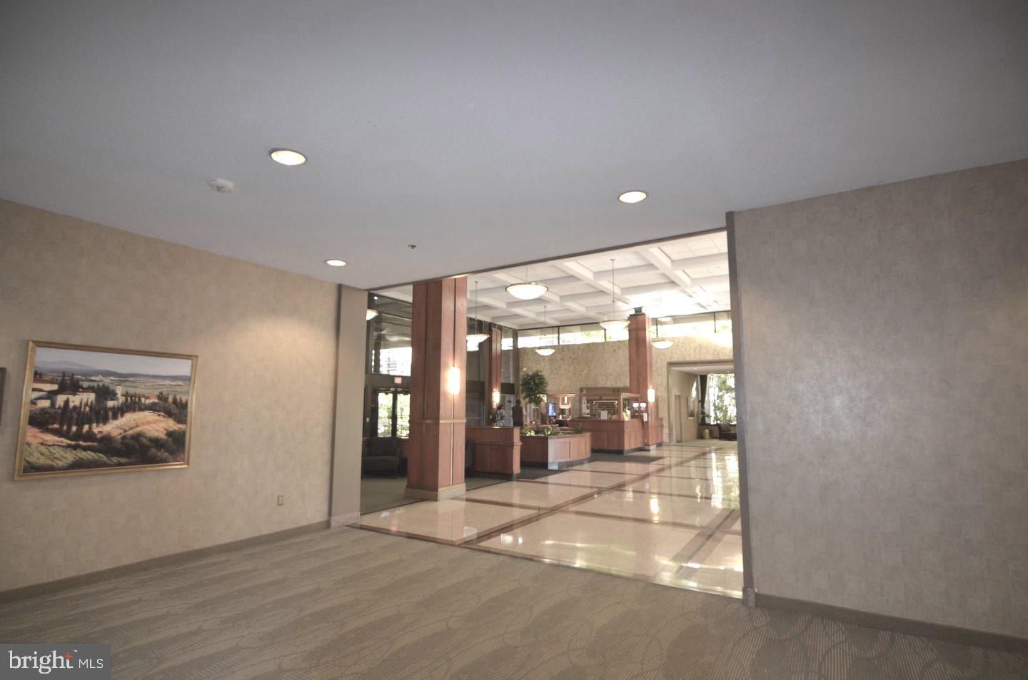 SKYLINE SQUARE CONDO - Residential Lease