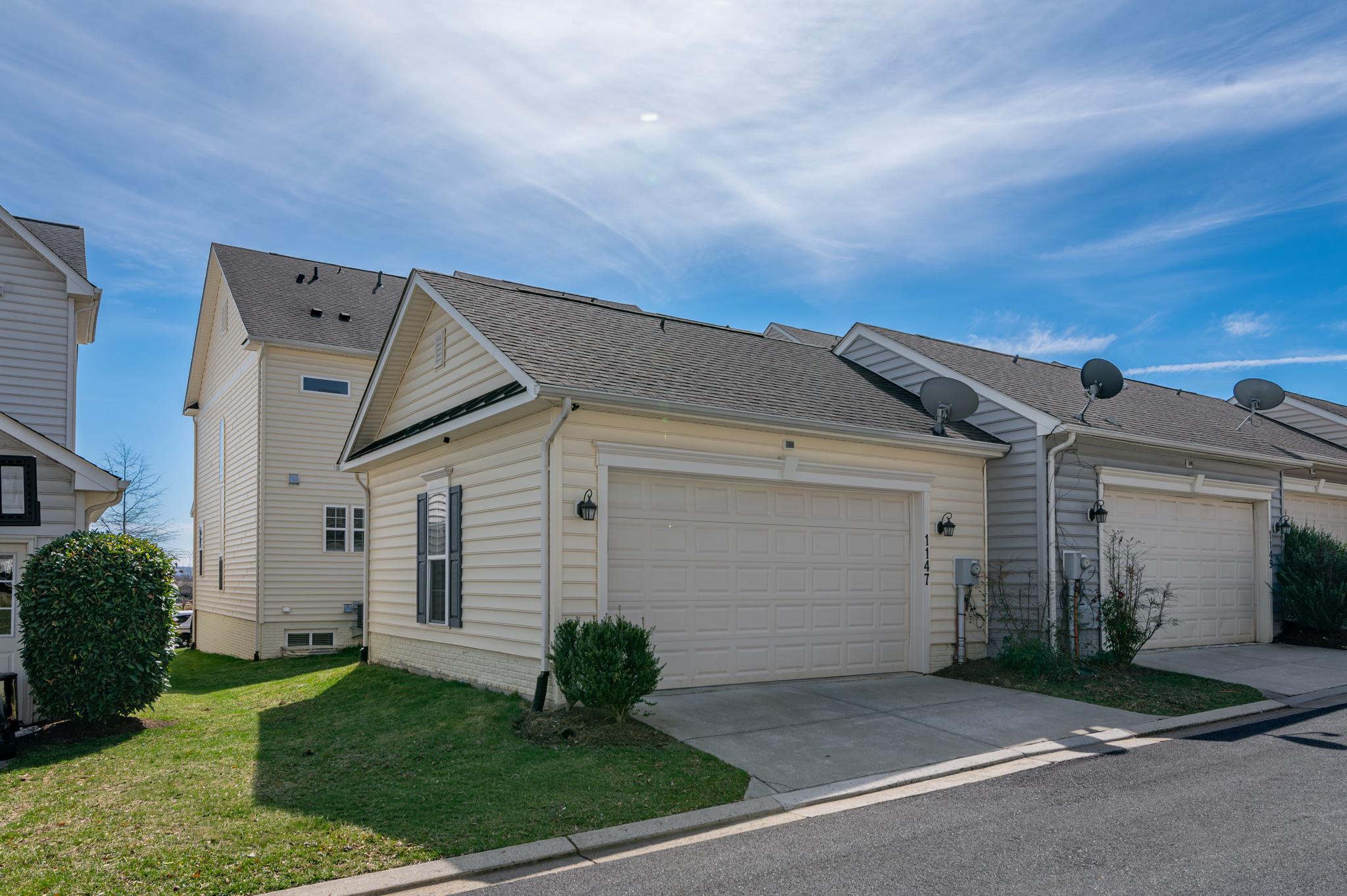 BRUNSWICK CROSSING - Residential