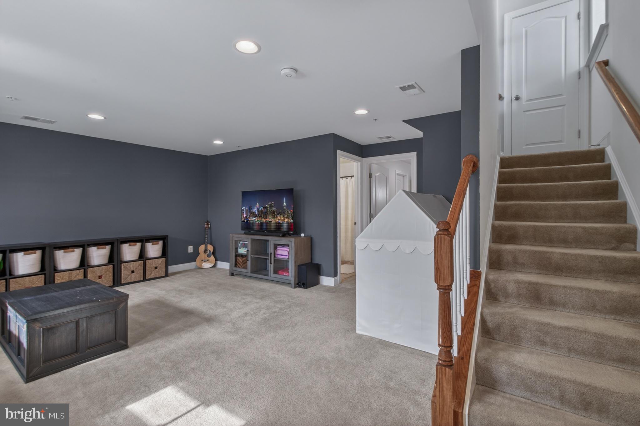 BRUNSWICK CROSSING - Residential