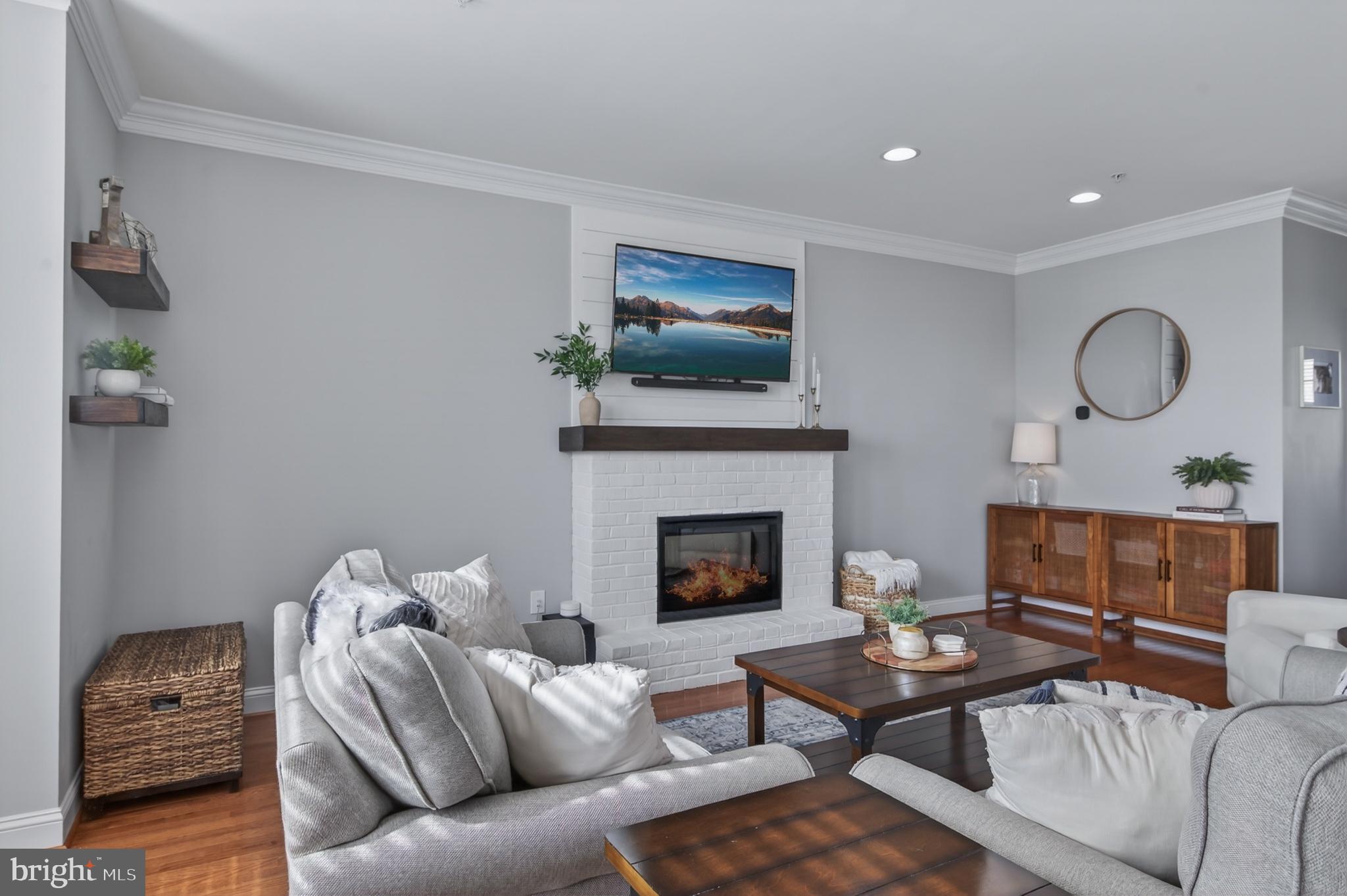 BRUNSWICK CROSSING - Residential