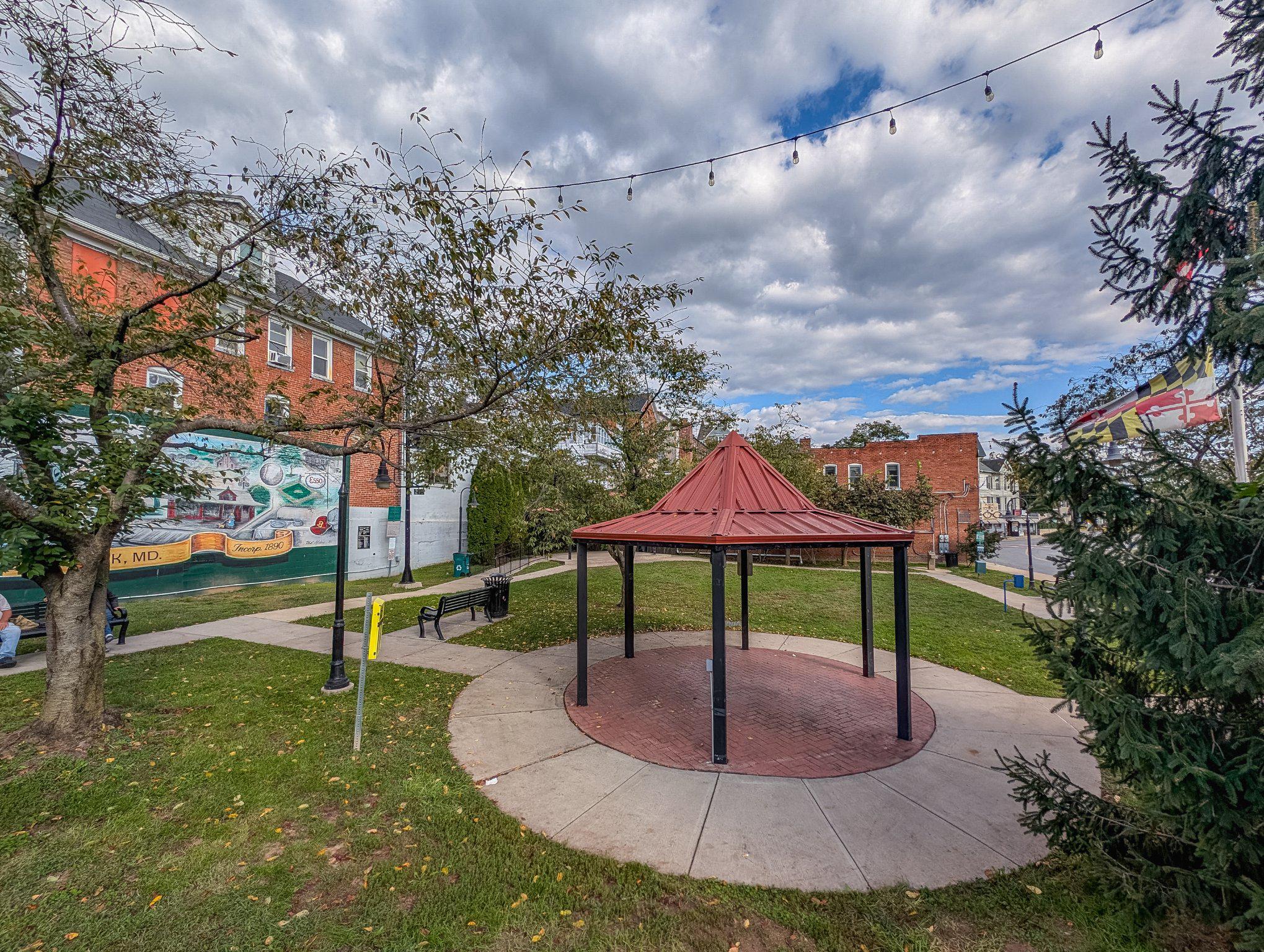 BRUNSWICK CROSSING - Residential