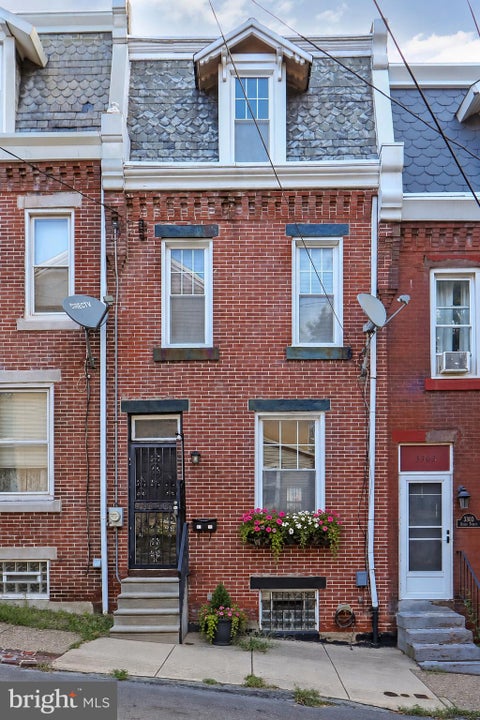Townhouse For Sale - 3305 Krail Street<br/> Philadelphia County, PHILADELPHIA, PA 19129