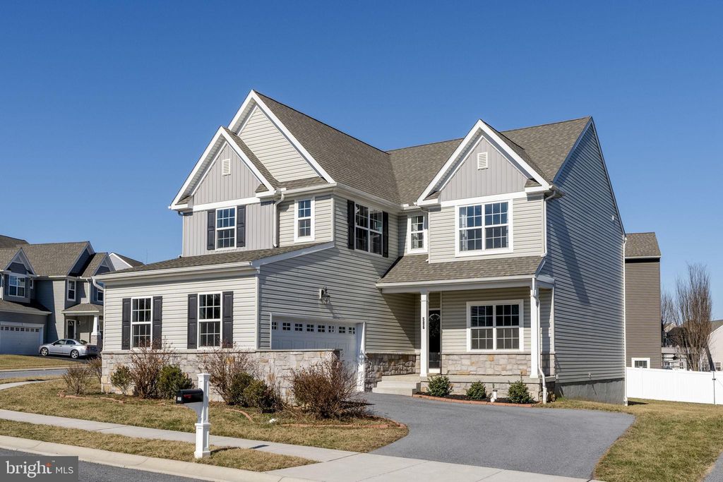 Photo of 586 Stockdale Drive, LANCASTER, PA 17601 (MLS # PALA2084346)