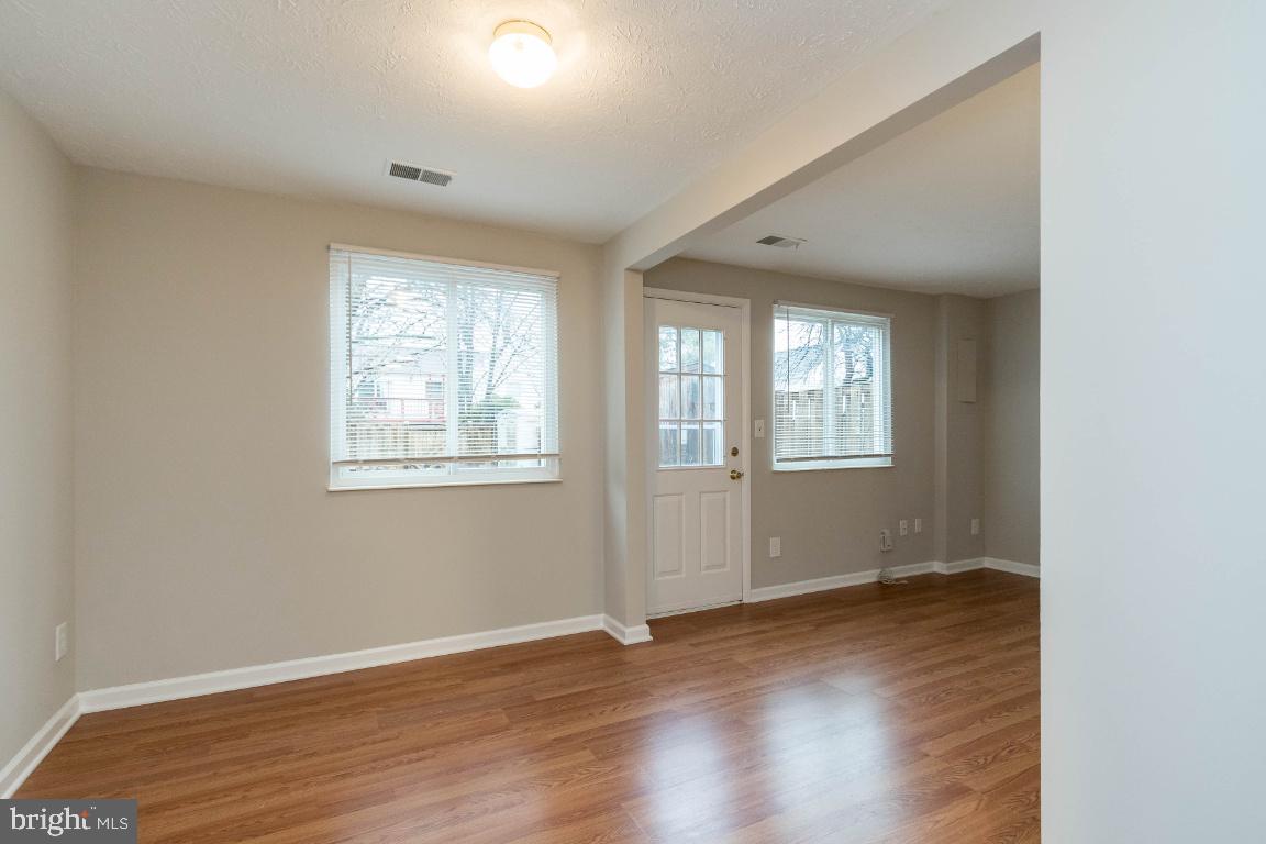 BANNERWOOD - Residential Lease