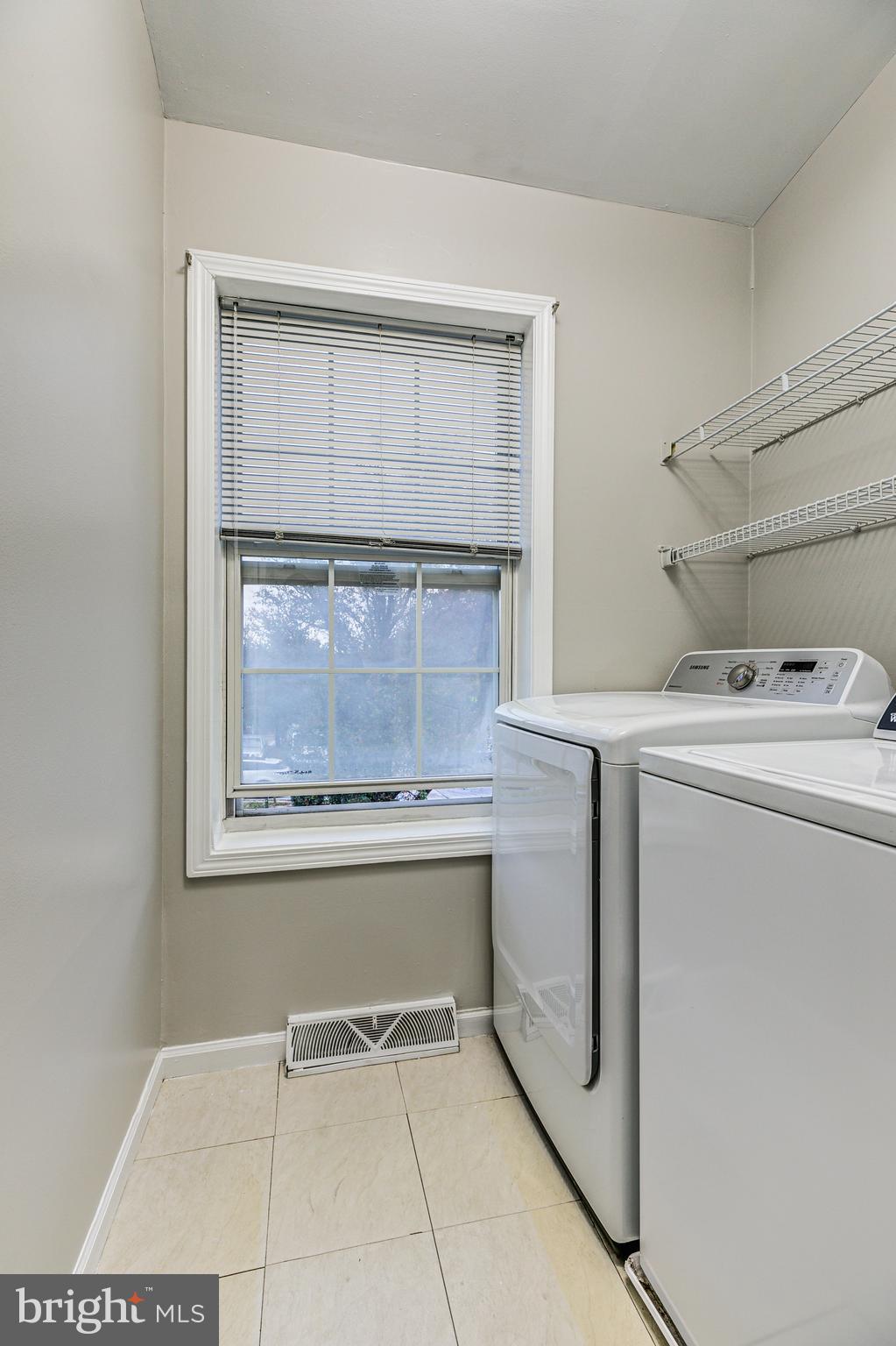 NEW COLONY VILLAGE - Residential