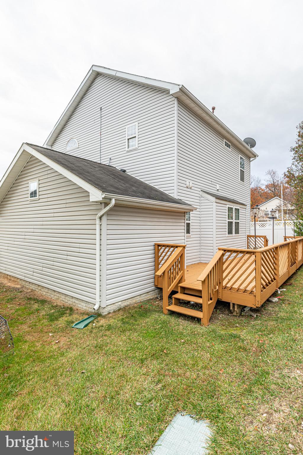 NEW COLONY VILLAGE - Residential