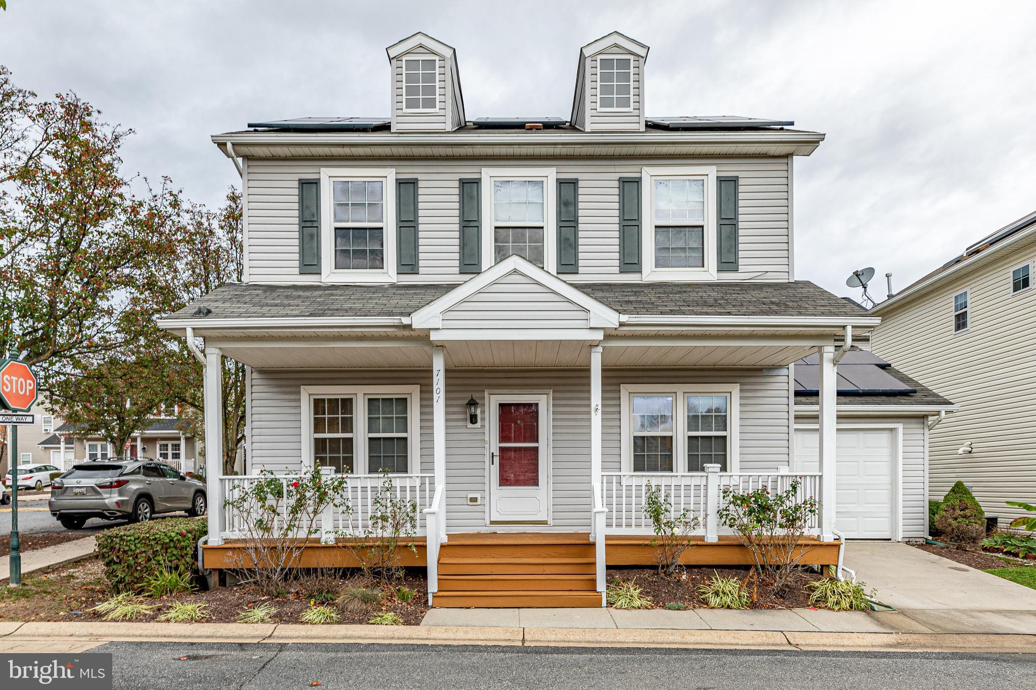 NEW COLONY VILLAGE - Residential