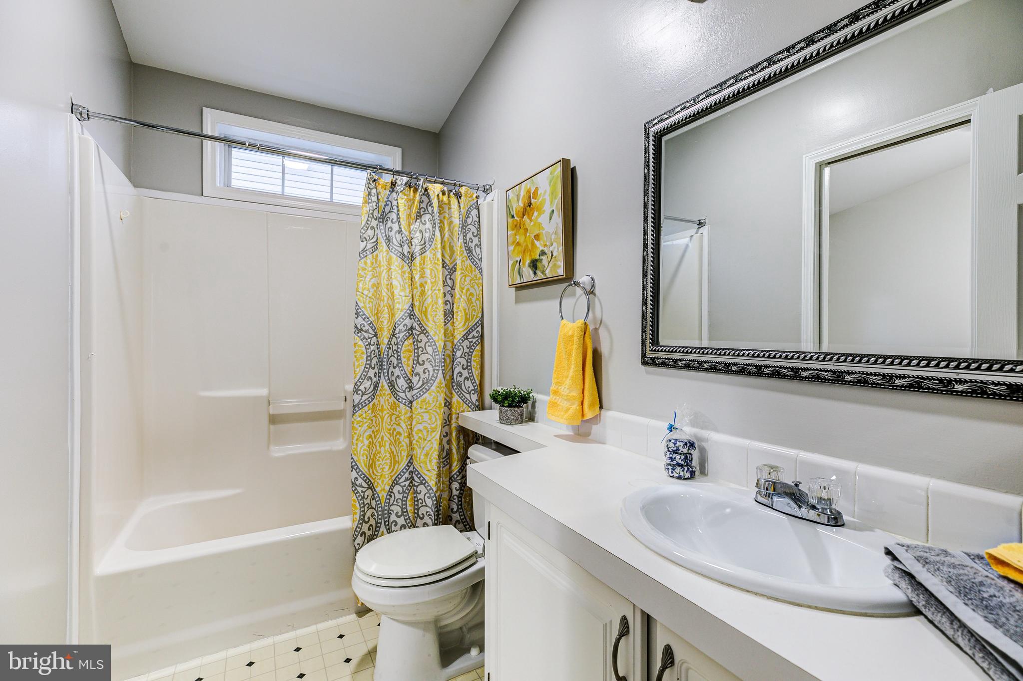 NEW COLONY VILLAGE - Residential