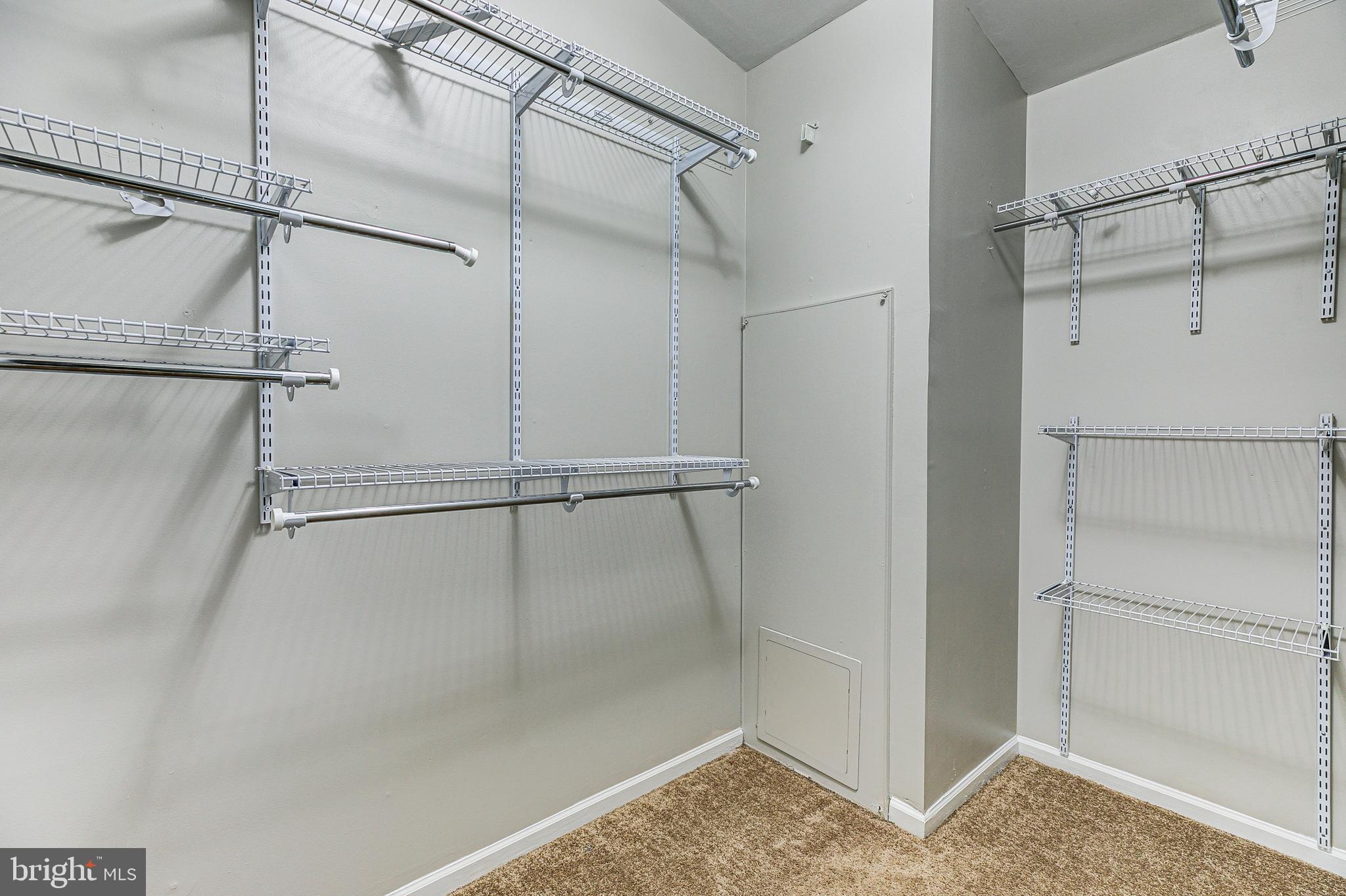 NEW COLONY VILLAGE - Residential