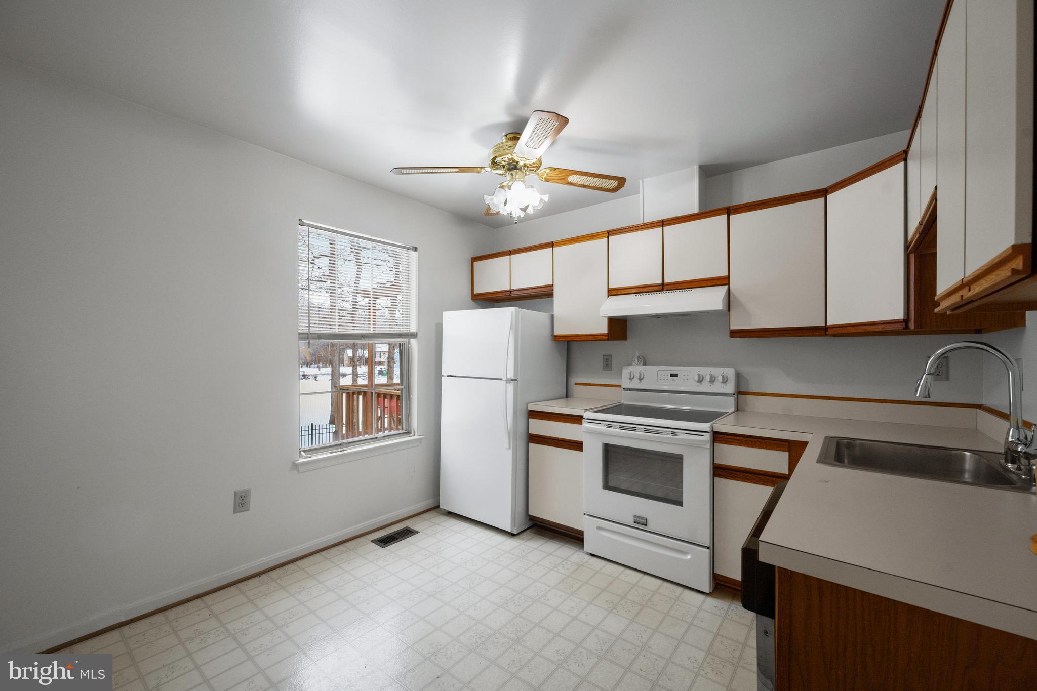 MT LUBENTIA PLAT THREE - Residential