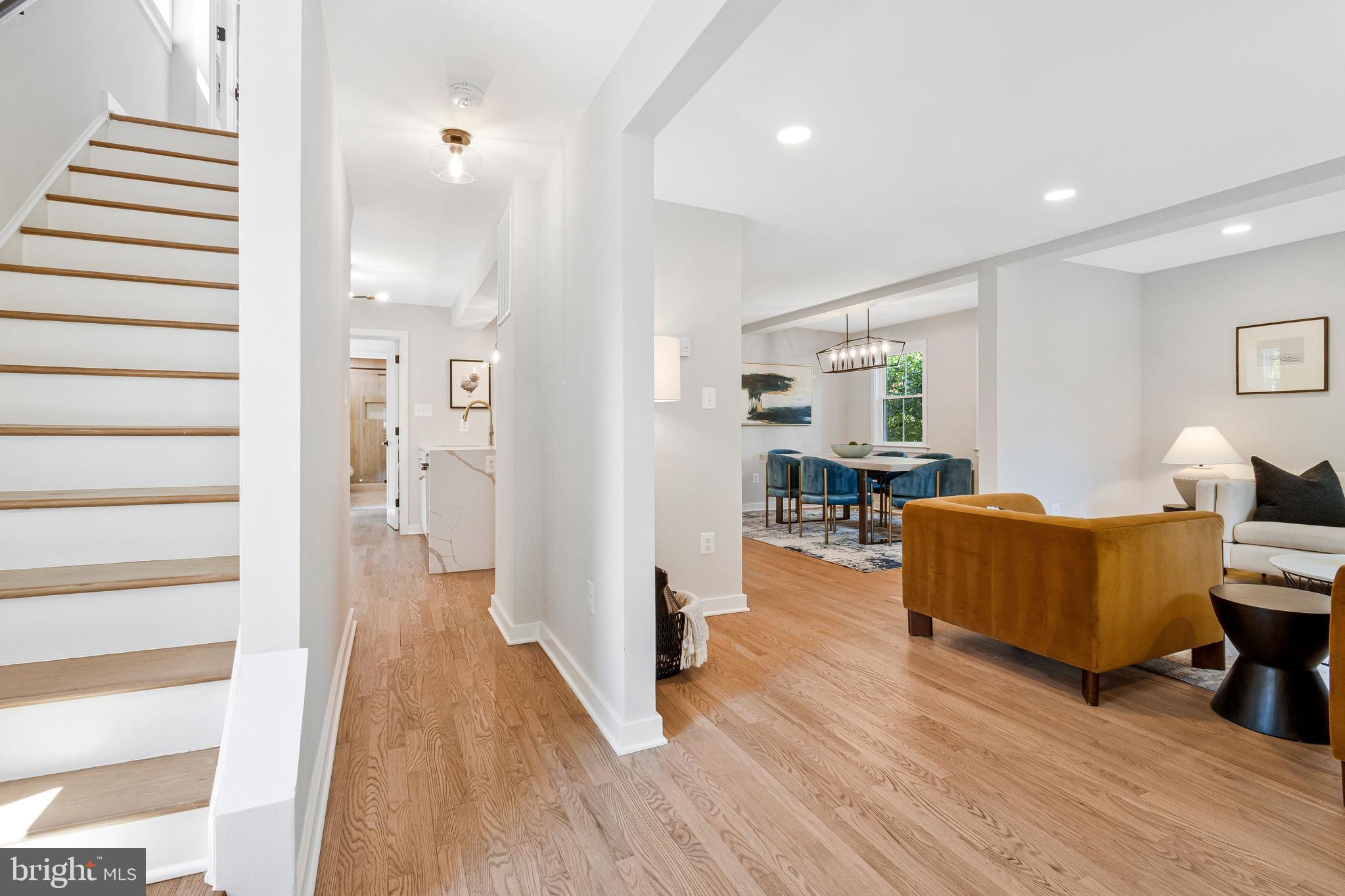 110 E SPRING STREET