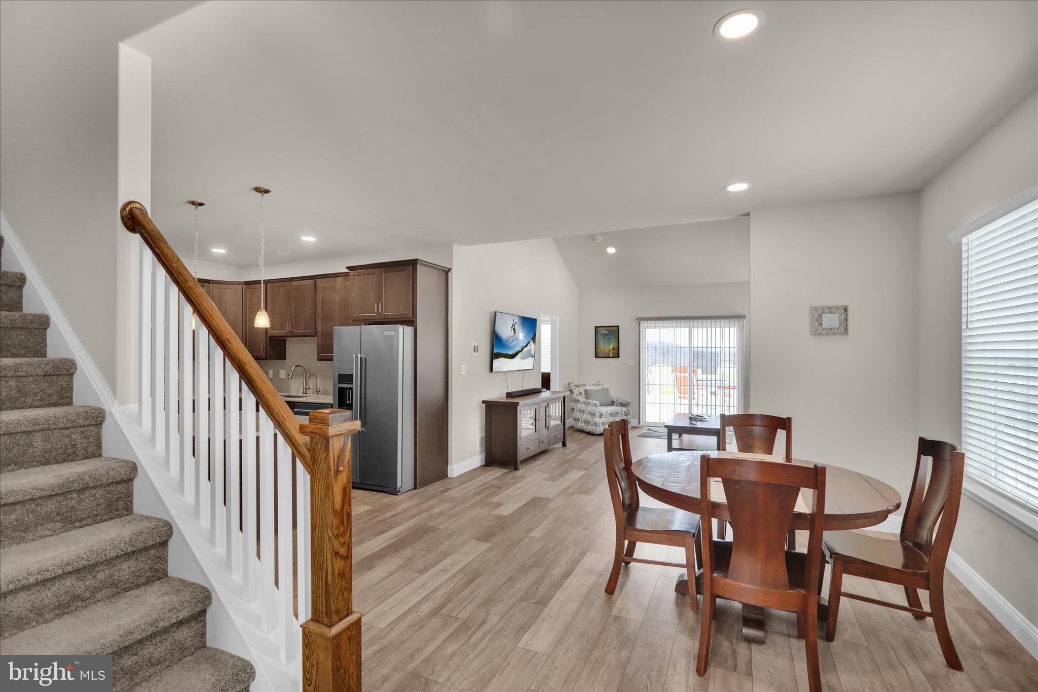 MCINTOSH FARMS - Residential