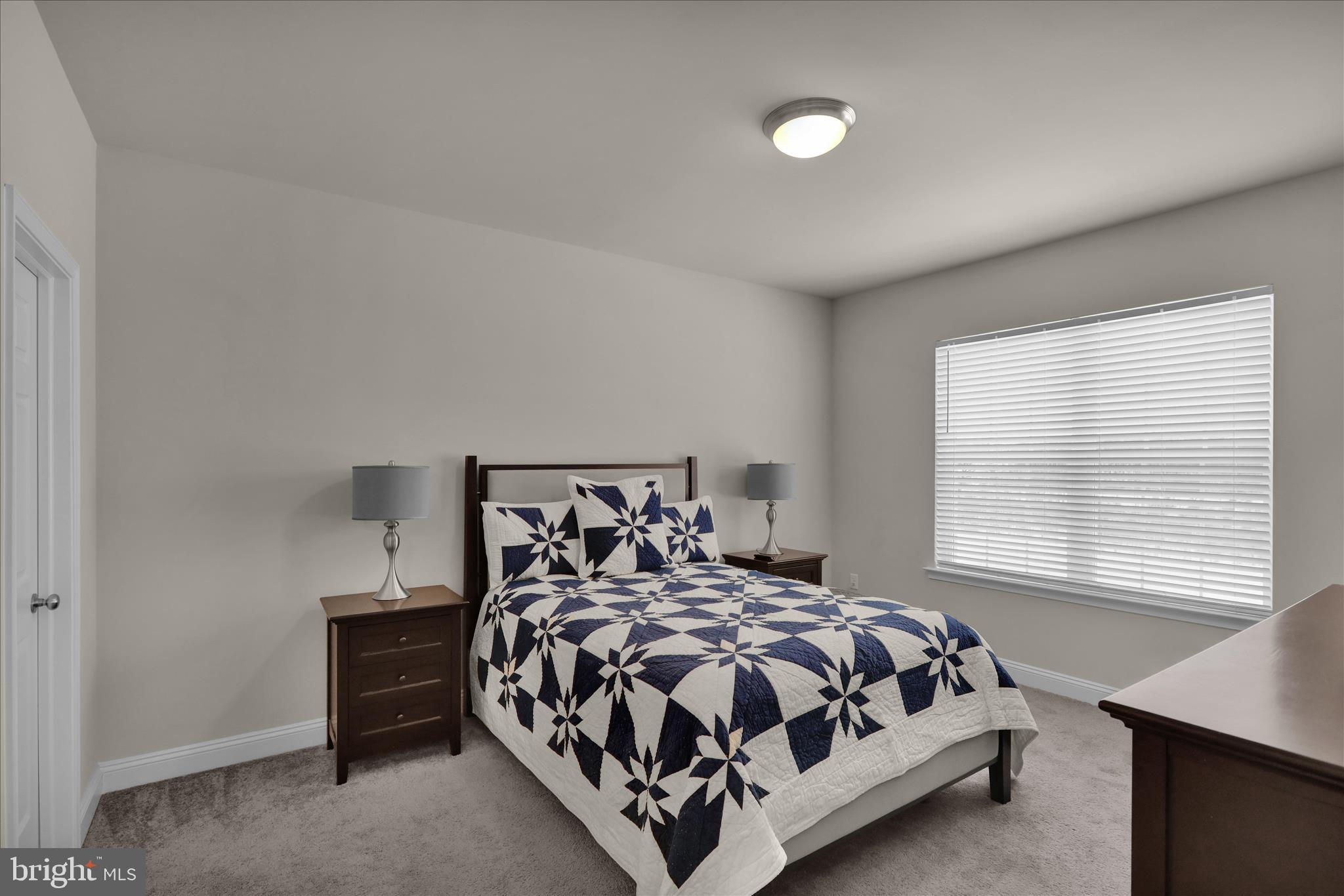 MCINTOSH FARMS - Residential