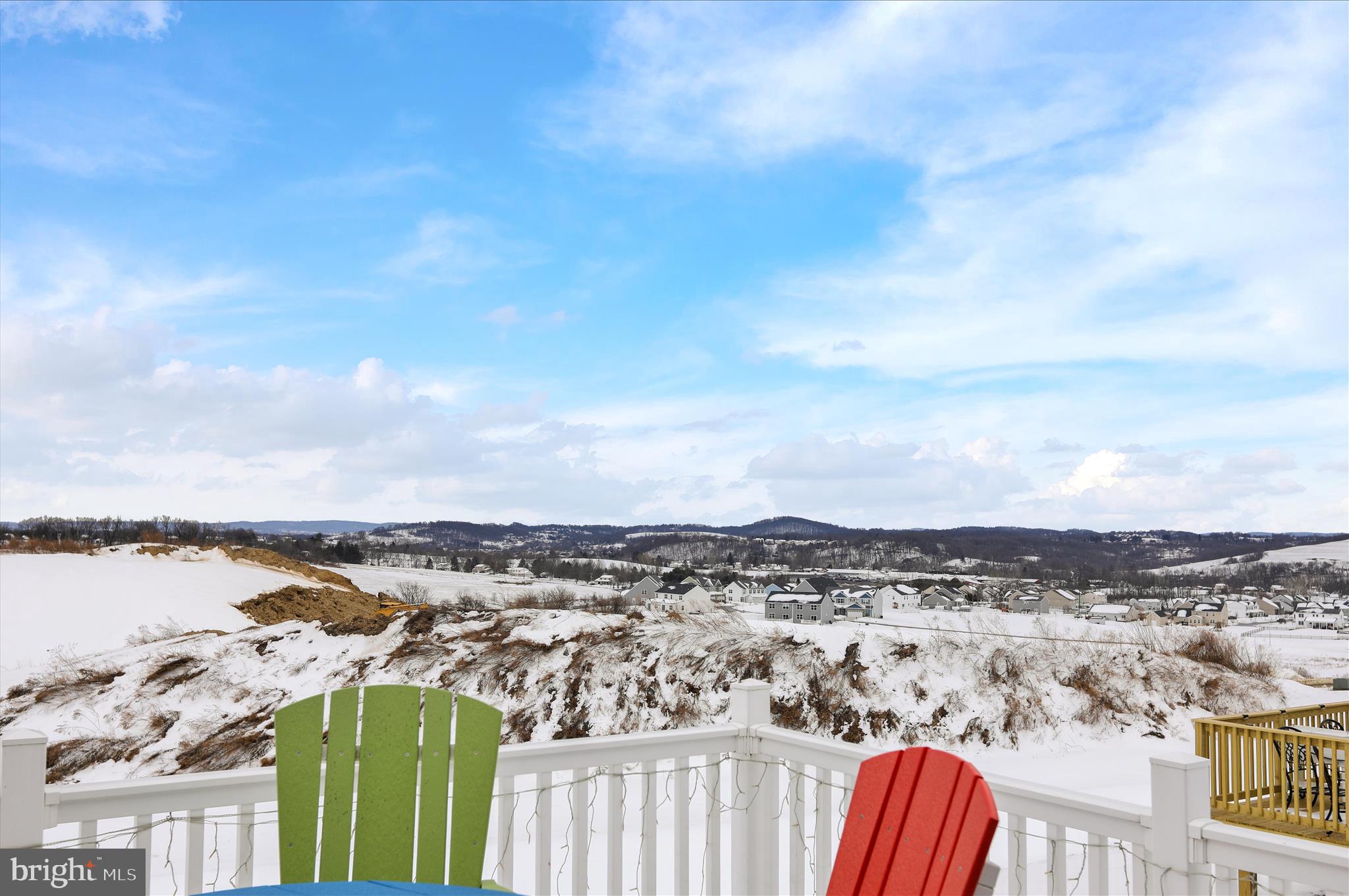 MCINTOSH FARMS - Residential