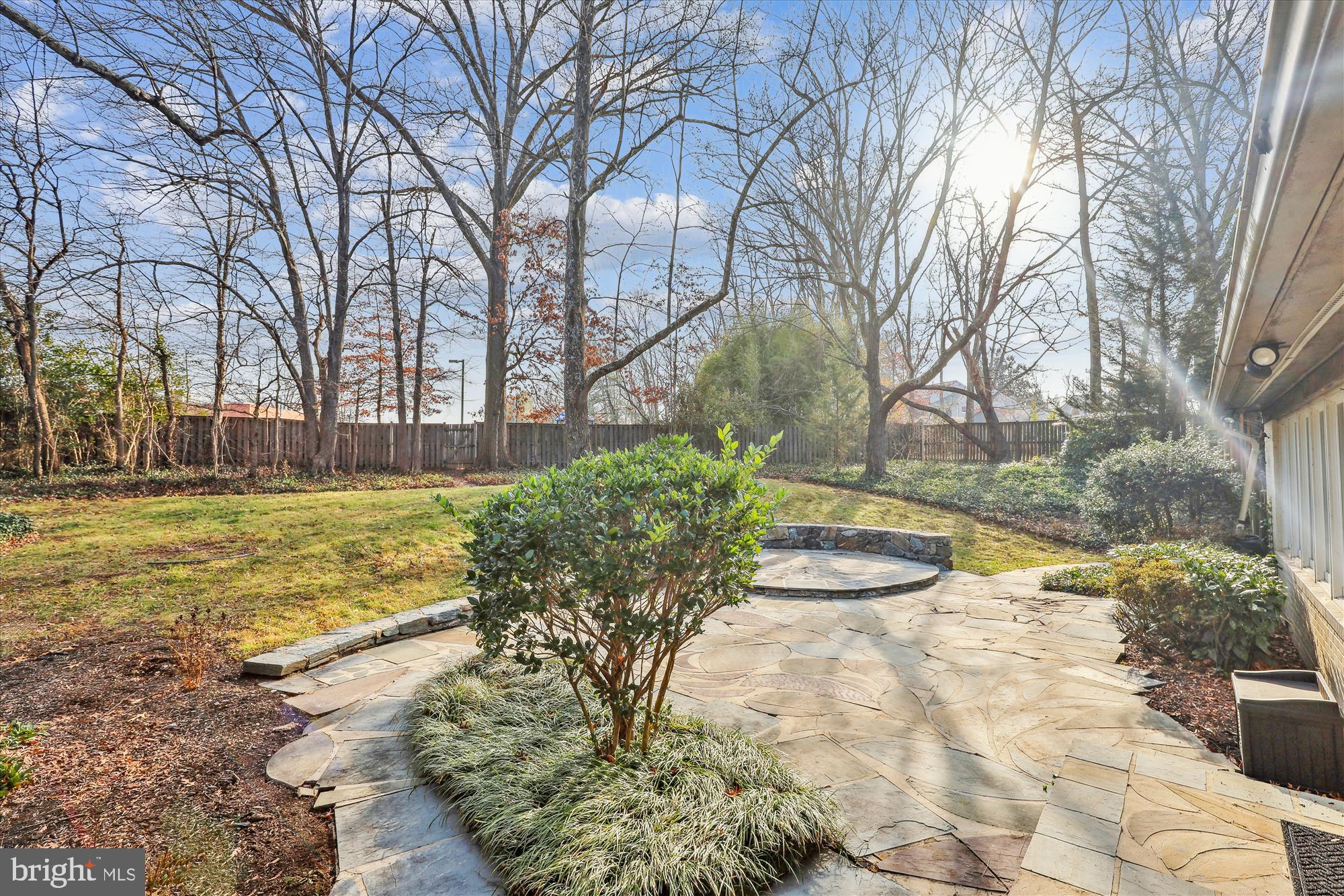 LAKE BARCROFT - Residential Lease