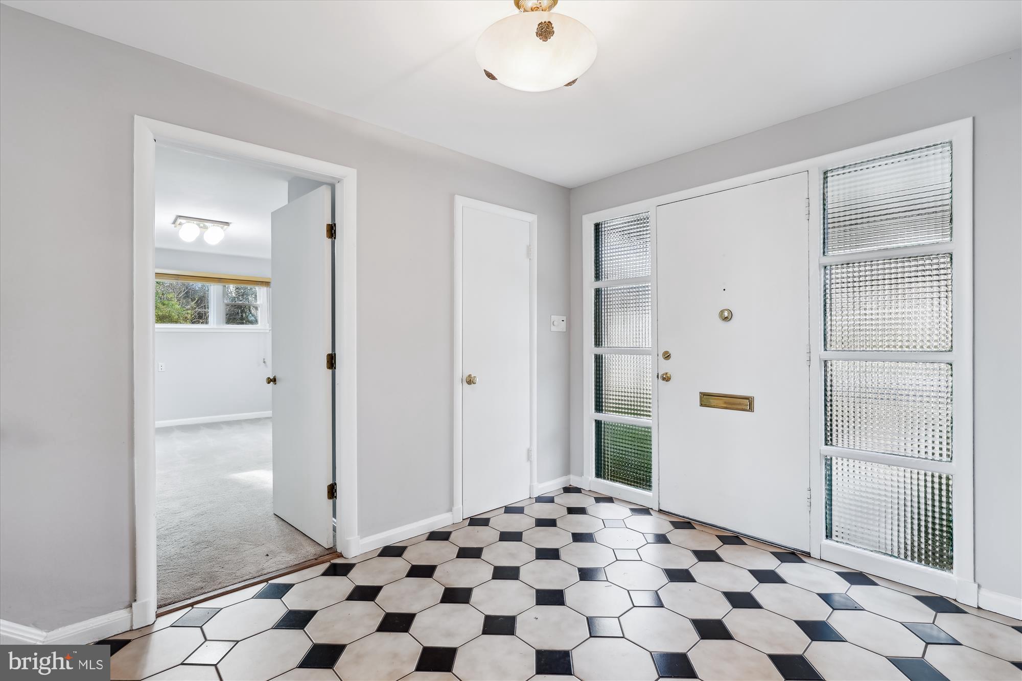 LAKE BARCROFT - Residential Lease