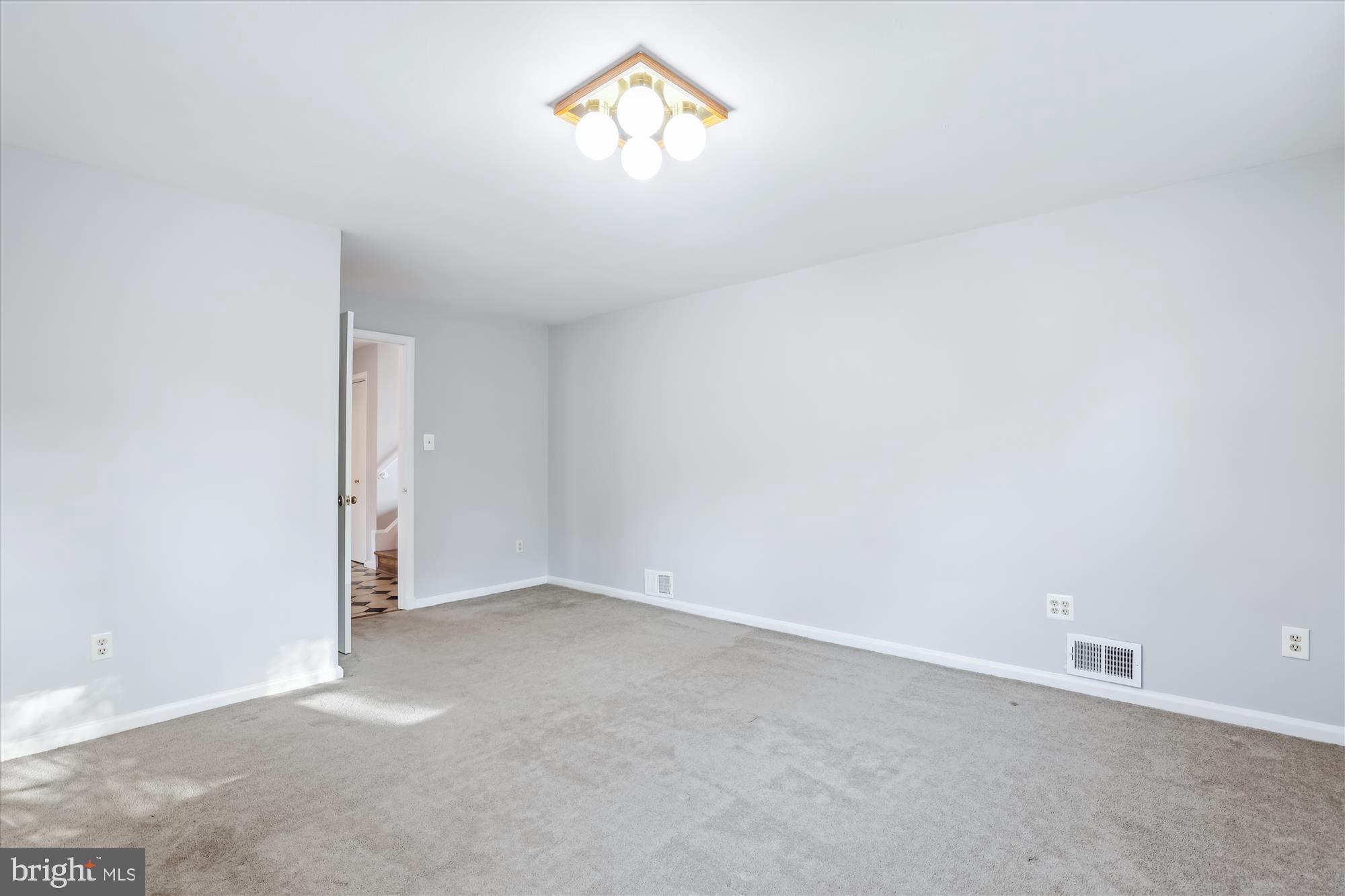 LAKE BARCROFT - Residential Lease