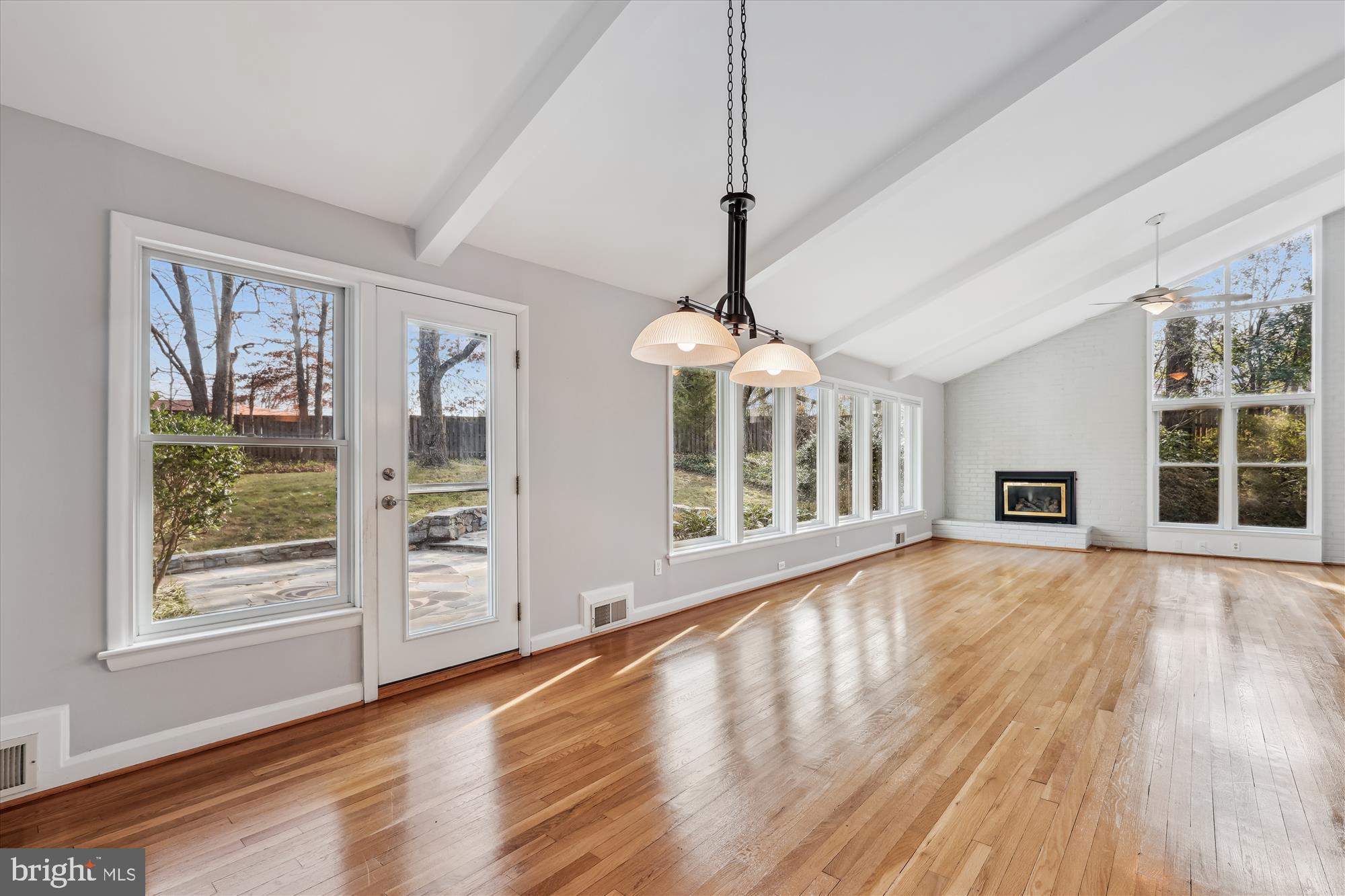 LAKE BARCROFT - Residential Lease