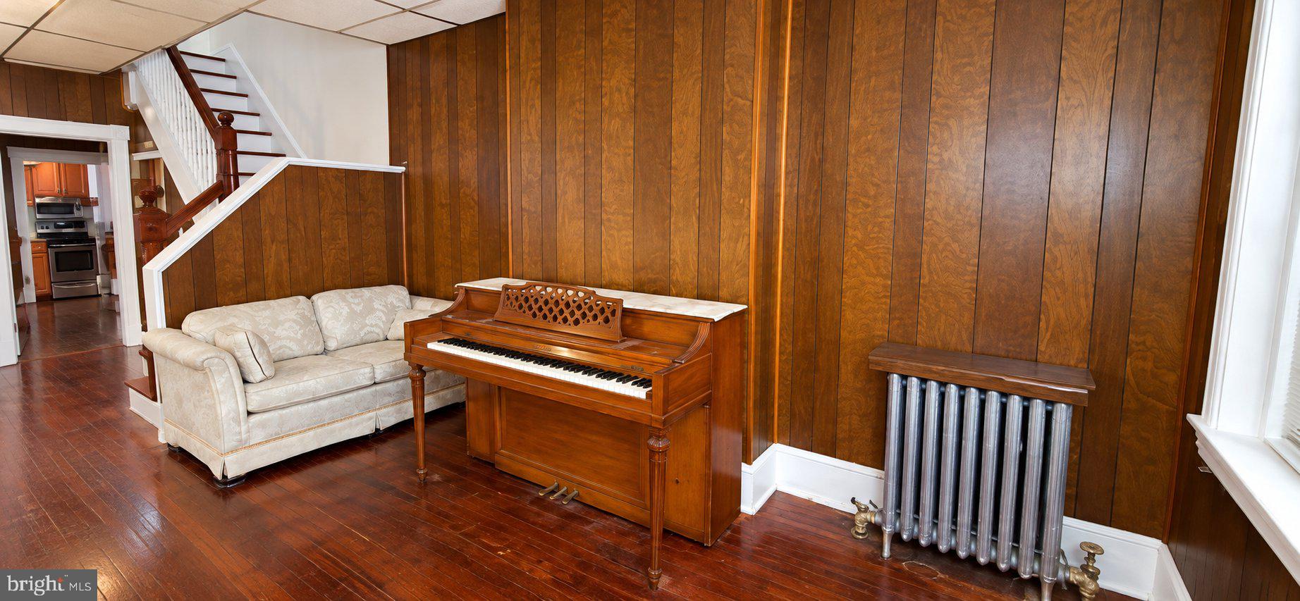 109 W 23RD STREET