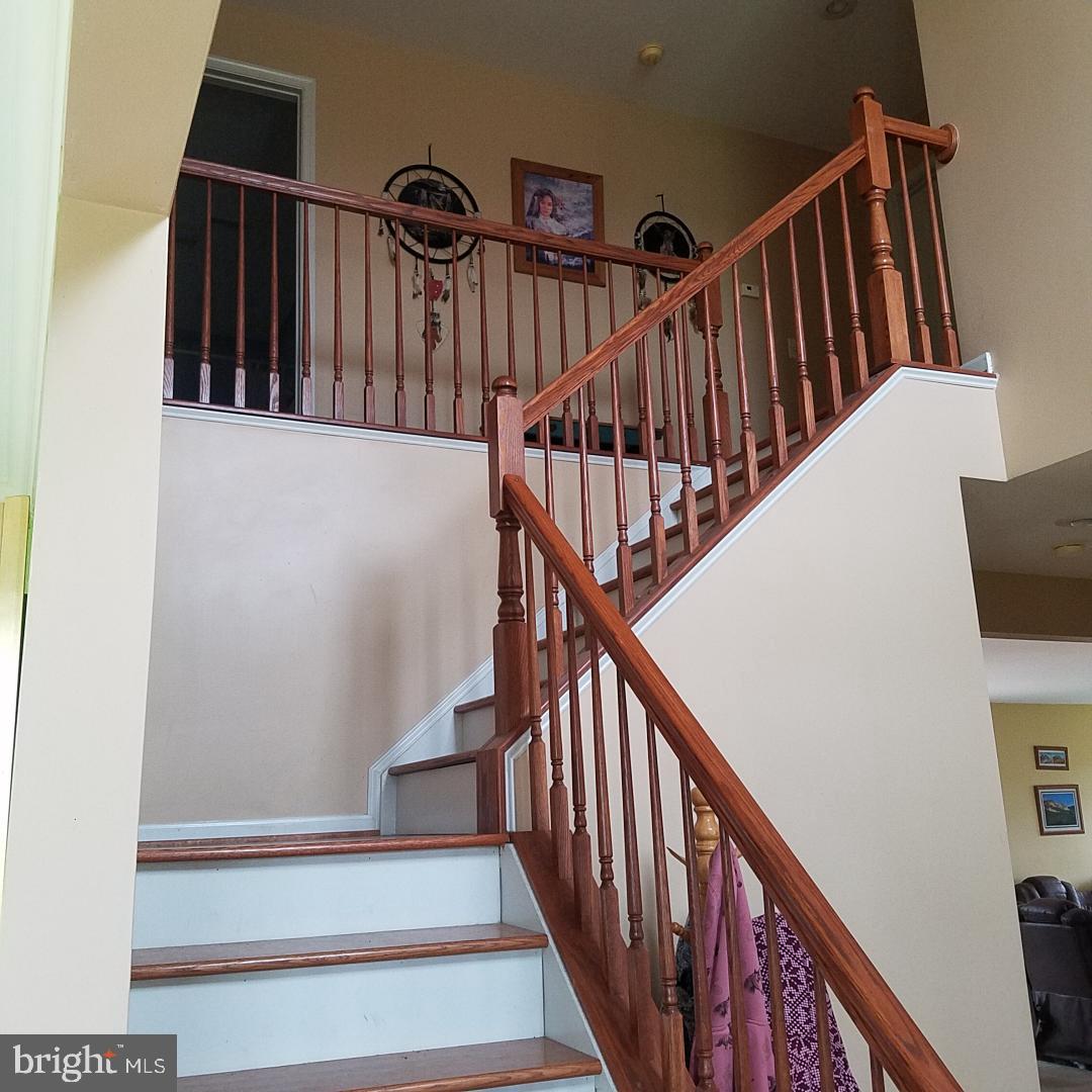 SUMMIT VIEW ESTATES - Residential