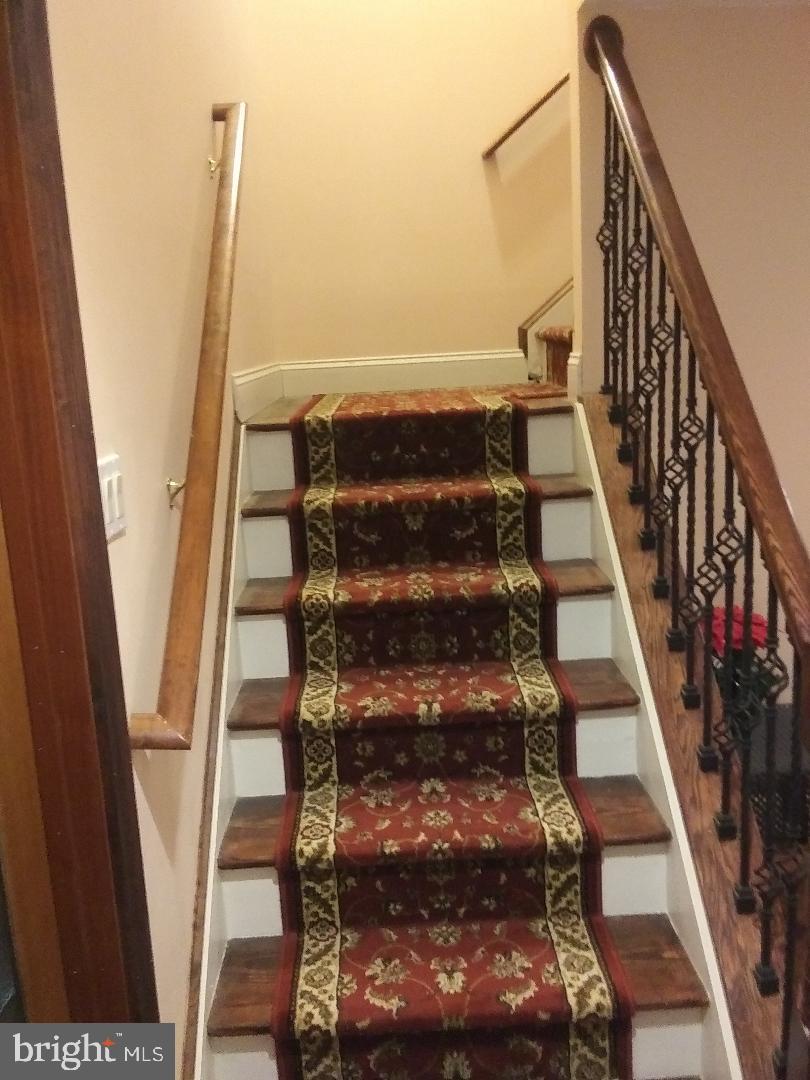 SUMMIT VIEW ESTATES - Residential