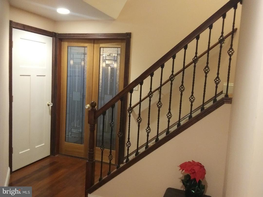 SUMMIT VIEW ESTATES - Residential